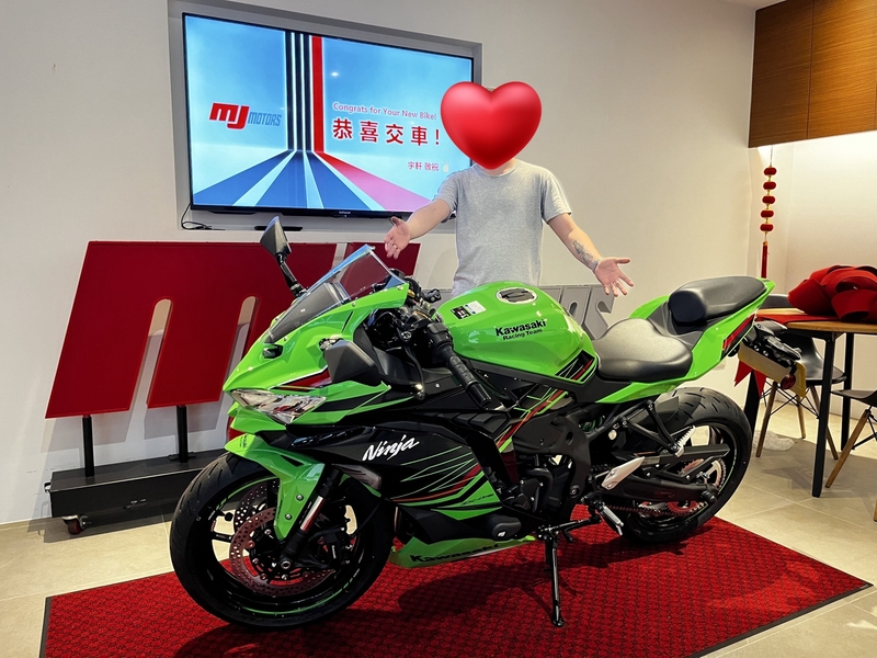 【重車銷售職人-宇軒 (敏傑)】KAWASAKI ZX4RR - 「Webike-摩托車市」 【敏傑宇軒】賀交車 徐帥哥 KAWASAKI NINJA ZX4RR 總代理公司車