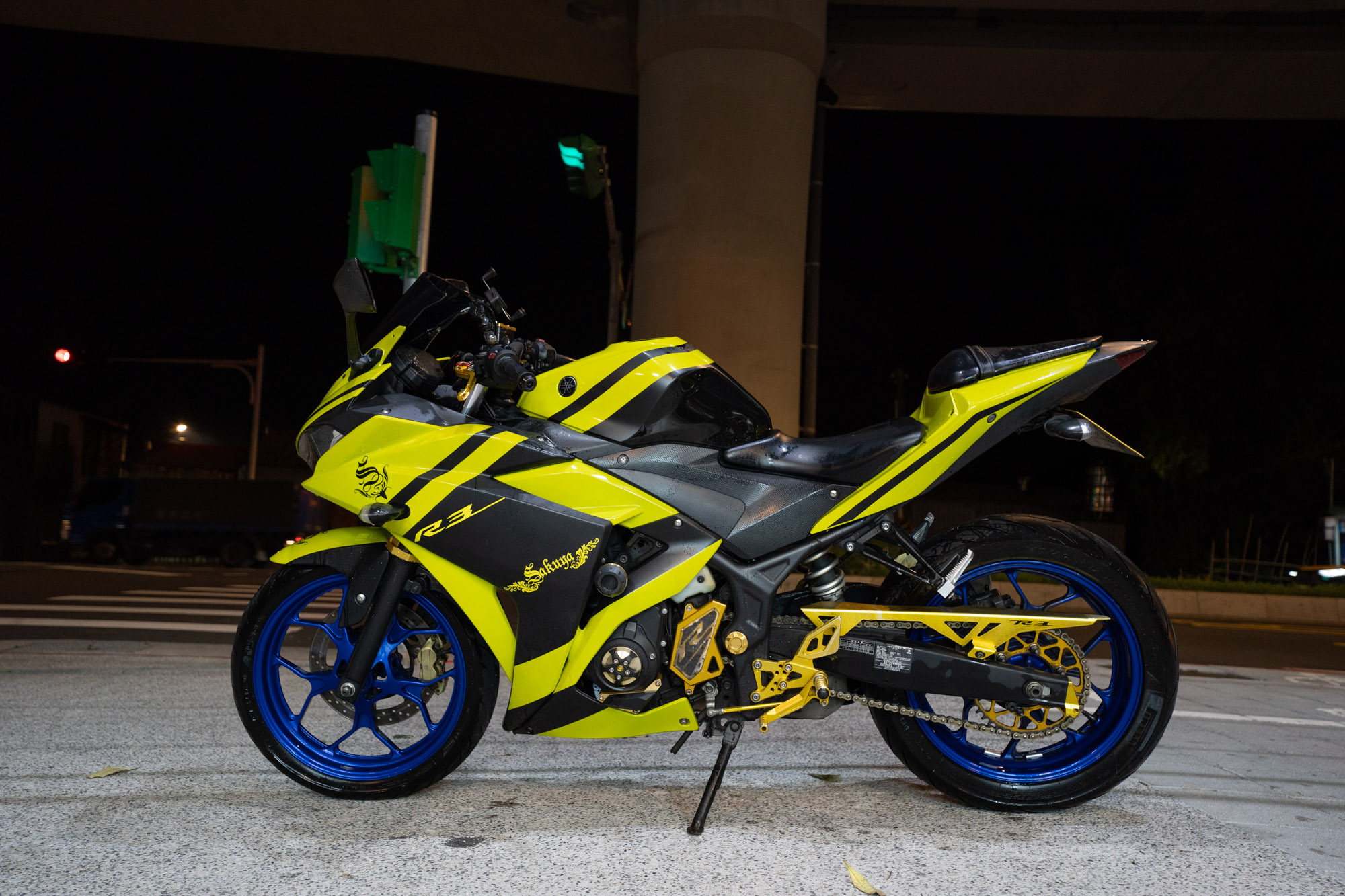 【個人自售】YAMAHA YZF-R3 - 「Webike-摩托車市」 2015 YZF-R3 個性塗裝 超俗價格 入門重機推薦