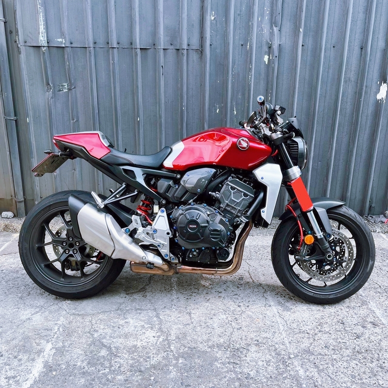 HONDA CB1000R (2018-) - 中古/二手車出售中 CB1000R HONDA 2018 紅牌街車 | 飛翔國際