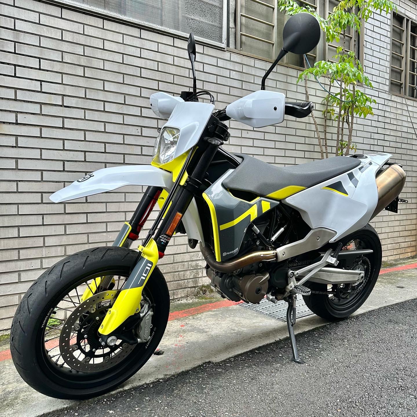 【Ze重機車庫/億大重機】HUSQVARNA 701 SUPERMOTO - 「Webike-摩托車市」
