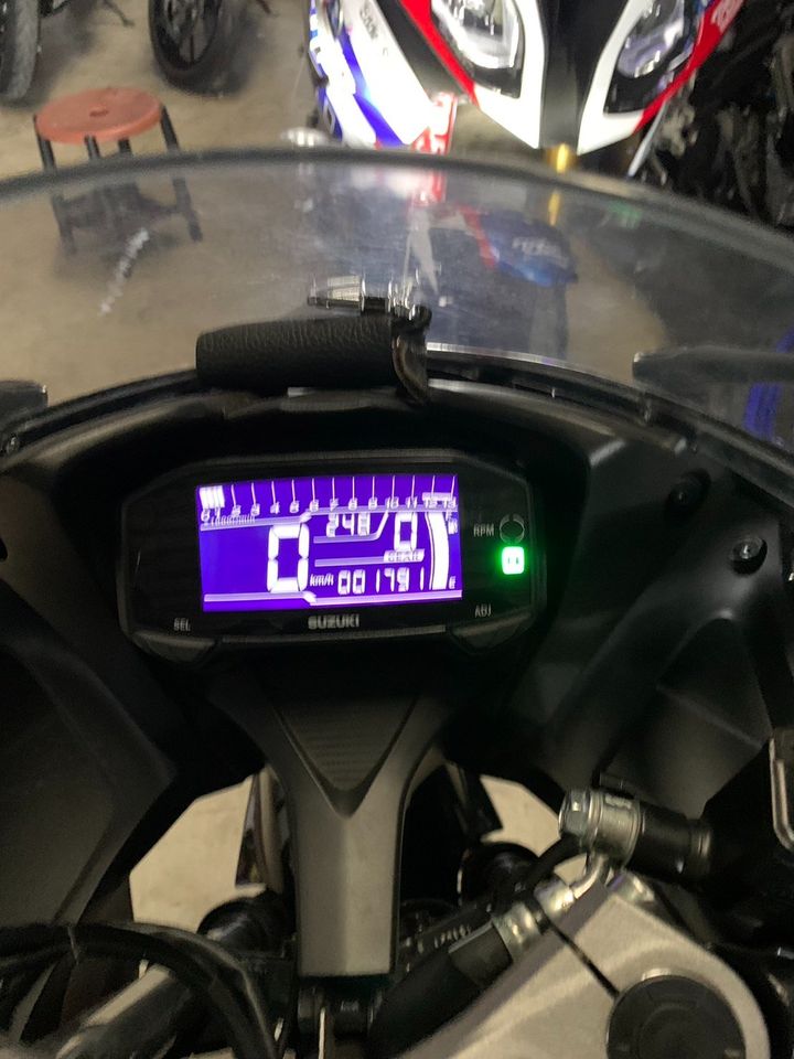 SUZUKI GSX-R150 - 中古/二手車出售中 售 2021 SUZUKI GSX-R150 里程僅一千公里 超低里程！ | 繪馬輕重型機車