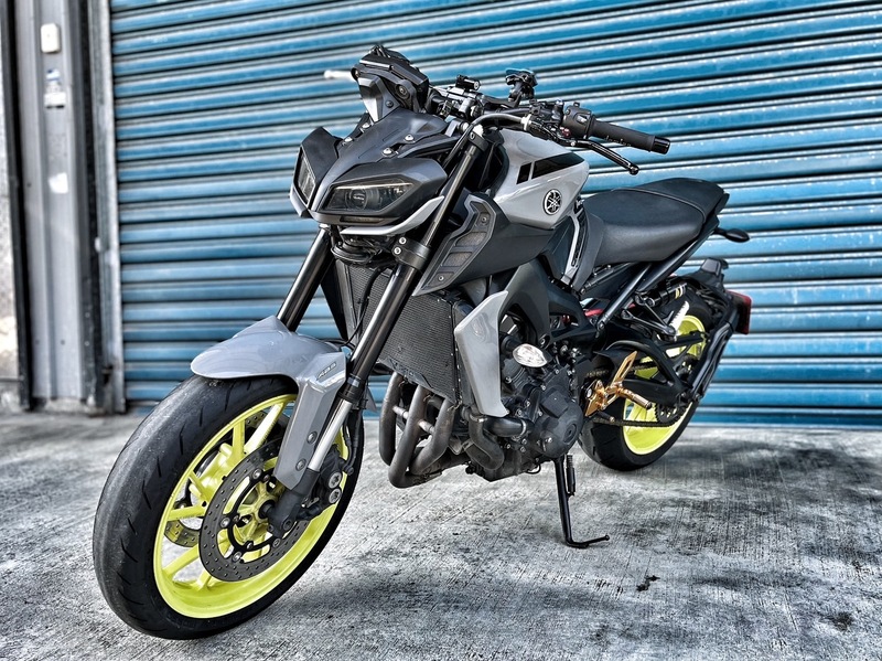 YAMAHA MT-09 - 中古/二手車出售中 Spark排氣管 K-Tech後避震 MirrorWork(腳踏 防甩頭）小資族二手重機買賣 | 小資族二手重機買賣