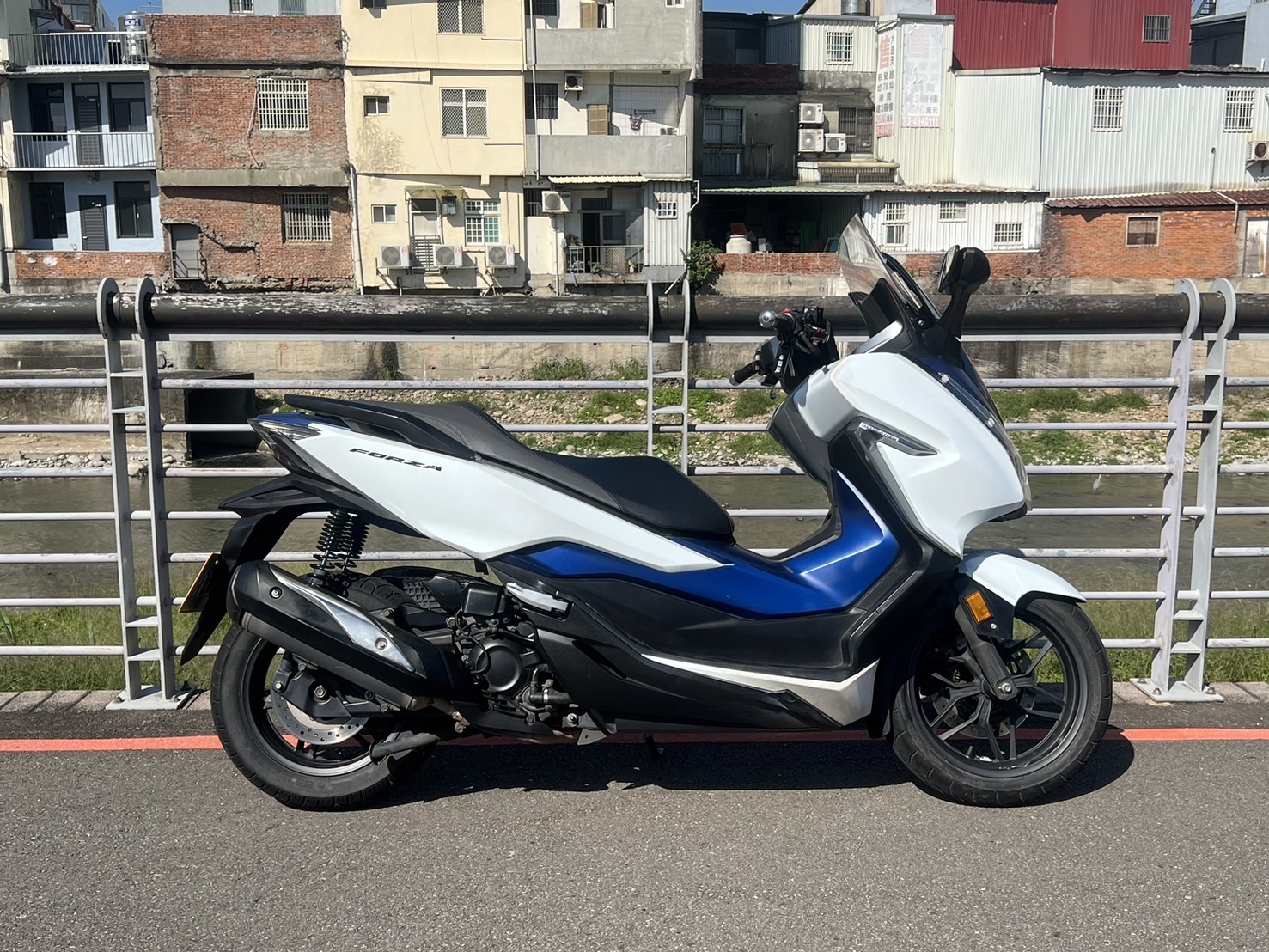 HONDA FORZA 300 - 中古/二手車出售中 2018 Honda Forza300 | Ike 孝森豪重機