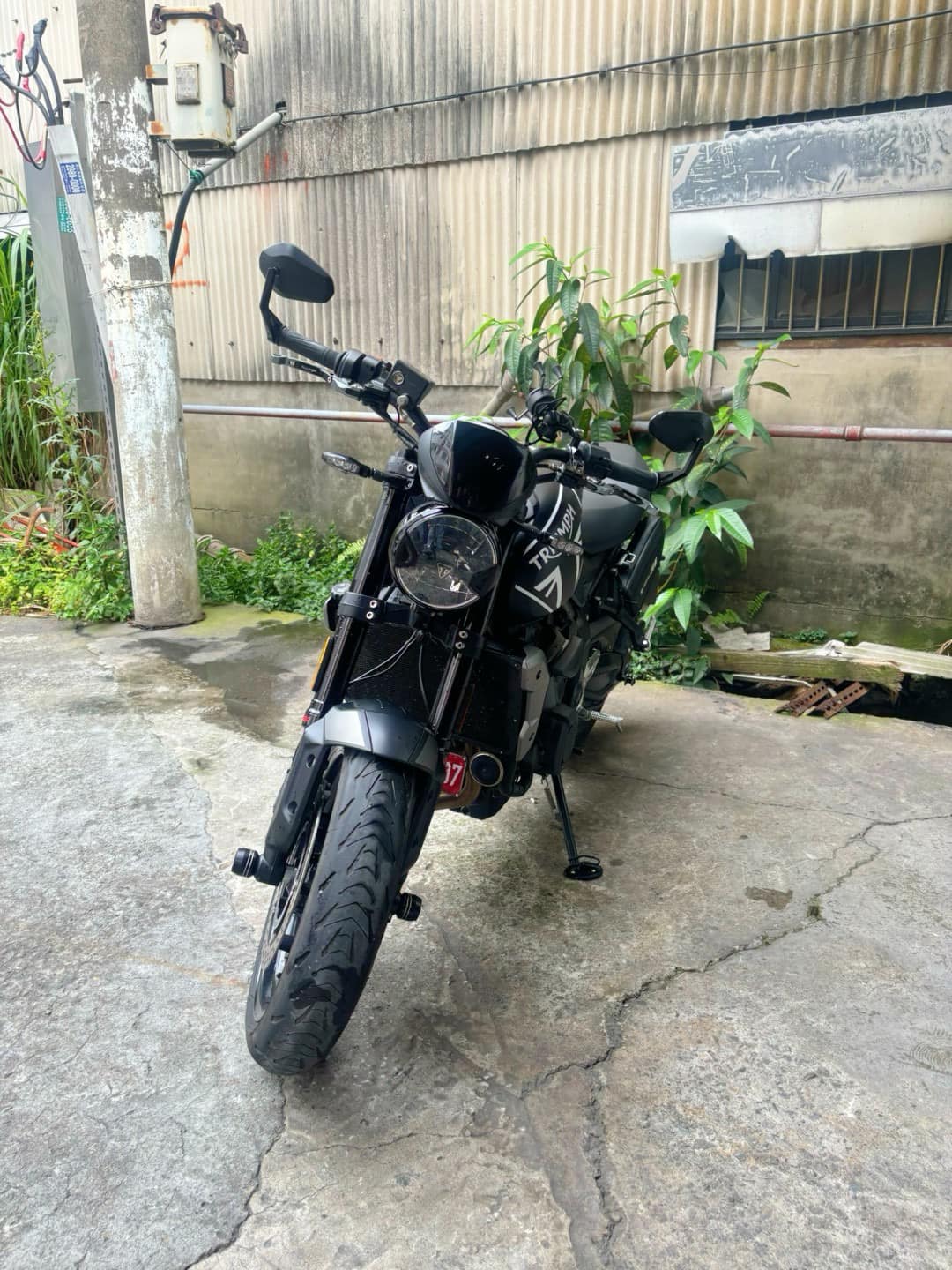 TRIUMPH  TRIDENT660 公司車 - 中古/二手車出售中 TRIUMPH TRIDENT660 公司車 | 個人自售