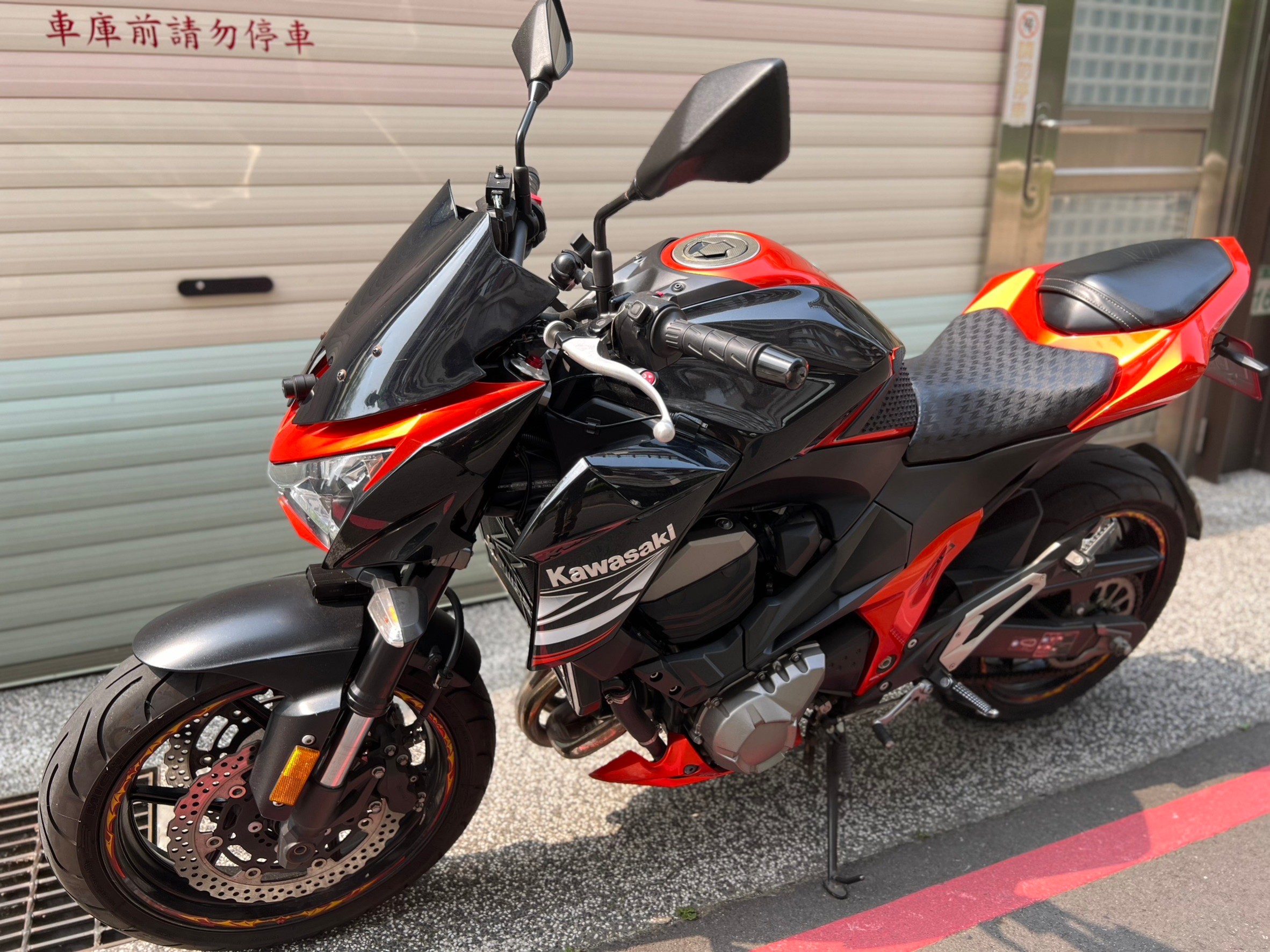 【個人自售】KAWASAKI Z800 - 「Webike-摩托車市」 2014Kawasaki Z 800 原殼 