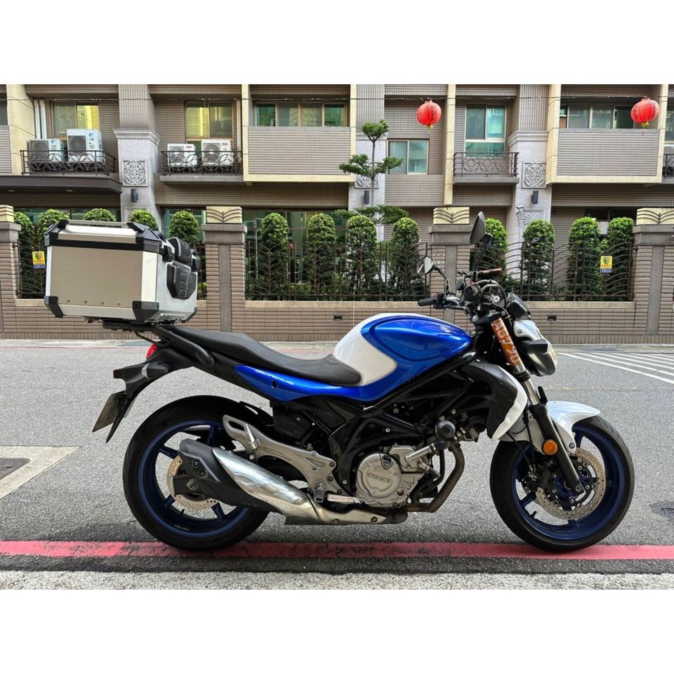 SUZUKI  SFV 650   - 中古/二手車出售中 2014年SUZUKI SFV 650  | 個人自售