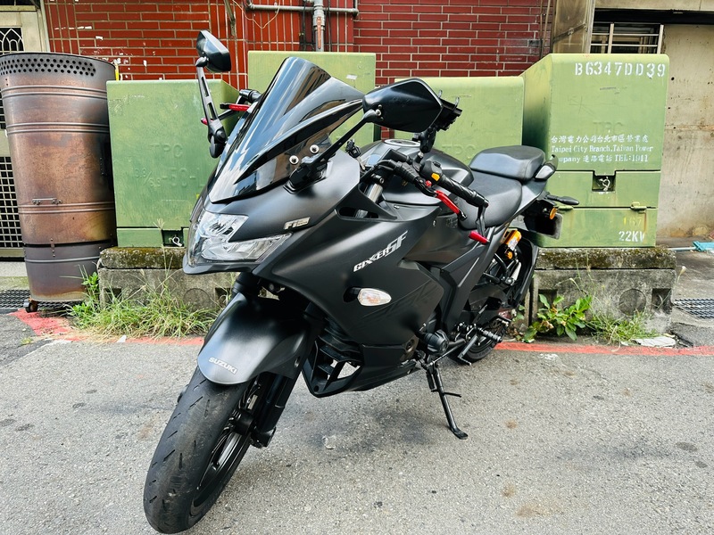 SUZUKI GIXXER 250 SF - 中古/二手車出售中 SUZUKI GIXXER SF250 阿魯250 輕擋車 仿賽 | 輪泰車業