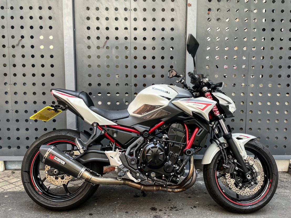 【個人自售】KAWASAKI Z650 - 「Webike-摩托車市」 2022 z650 abs 英蠍全段