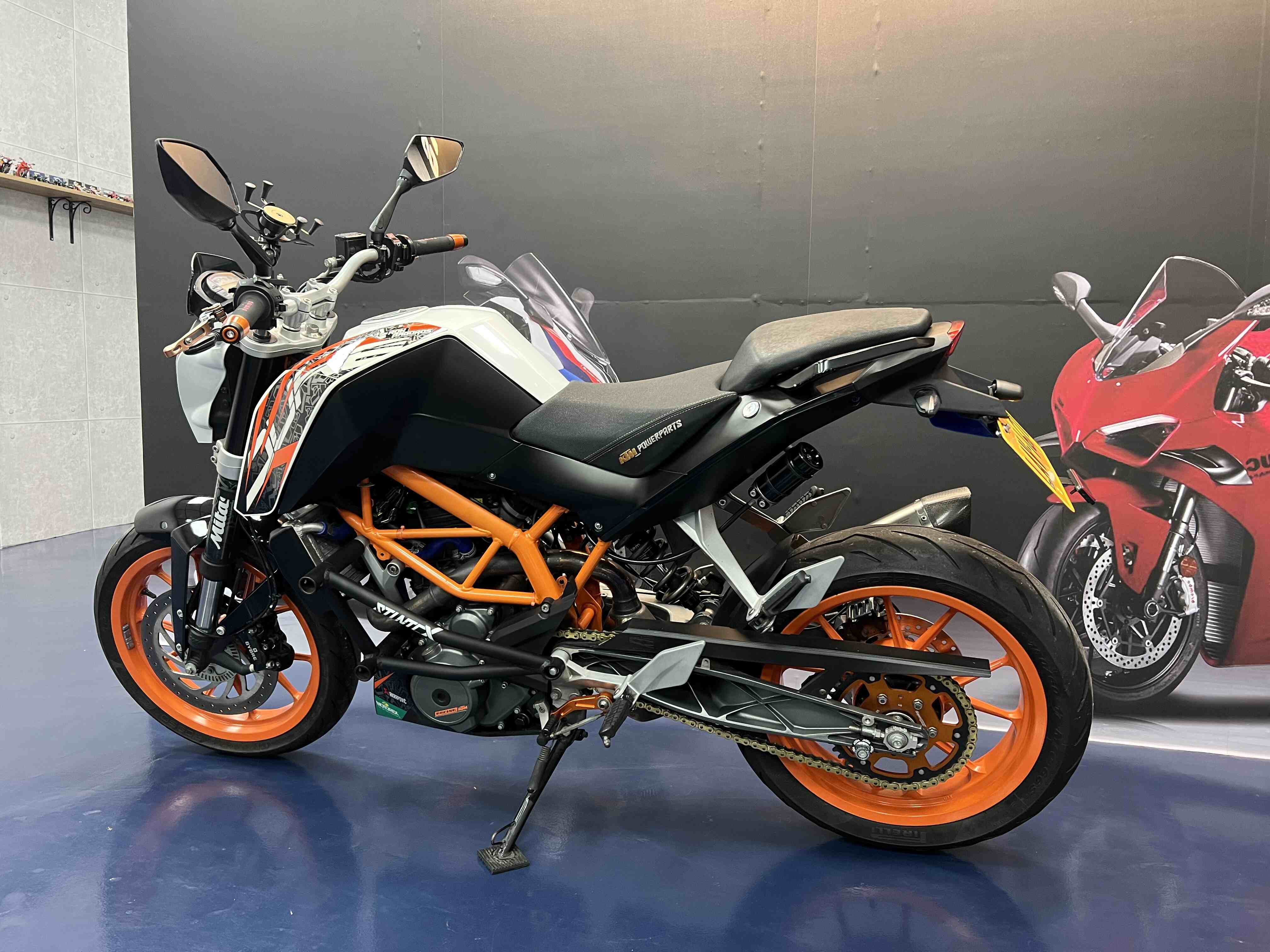 KTM 390DUKE - 中古/二手車出售中 2015 KTM Duke390 公司車 | 哈斯重機