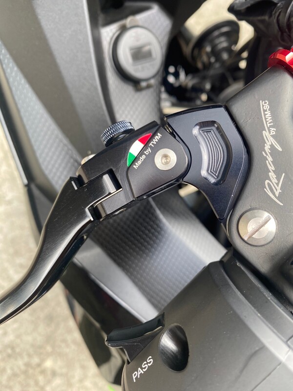 KAWASAKI NINJA400 - 中古/二手車出售中 眾多改裝 YSS前後避震、Frando總泵、Brembo卡鉗 搜尋 IG:Motoshen 專營大聖二輪廣場 | Motoshen大聖二輪廣場