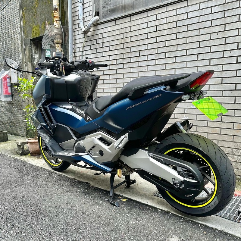 HONDA FORZA 750 - 中古/二手車出售中 本田 Honda Forza750 DCT ABS 總代理 | Ze重機車庫/億大重機