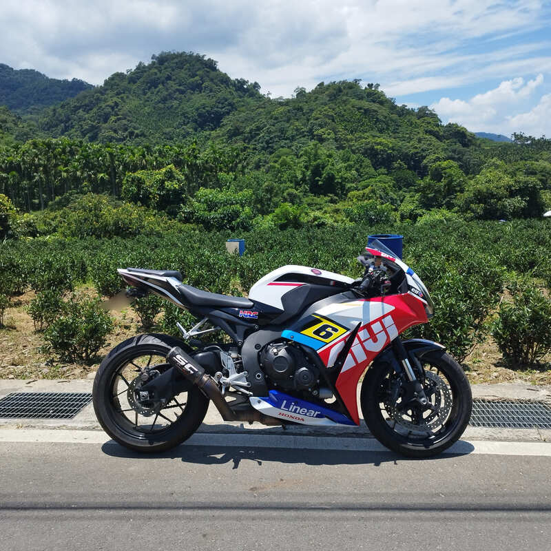 HONDA CBR1000RR - 中古/二手車出售中 2015年 HONDA CBR1000RR/0元交車/分期貸款/車換車/線上賞車/到府交車 | 翊帆國際重車