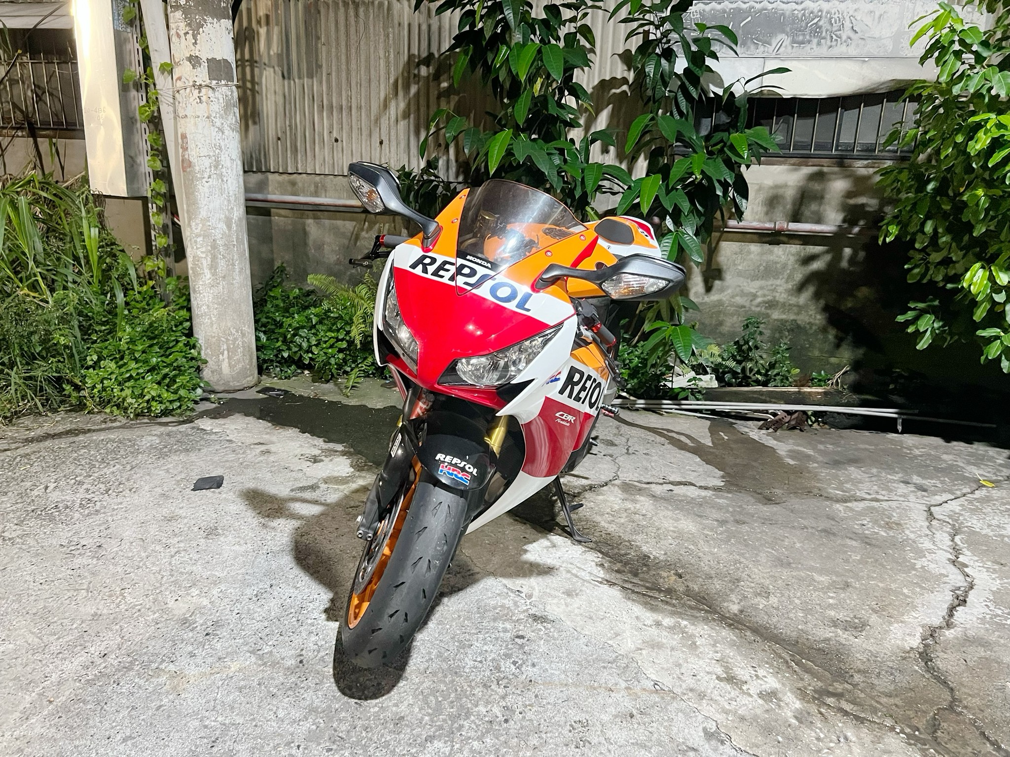 HONDA CBR1000RR Fire Blade - 中古/二手車出售中 HONDA CBR1000RR | 大蔡