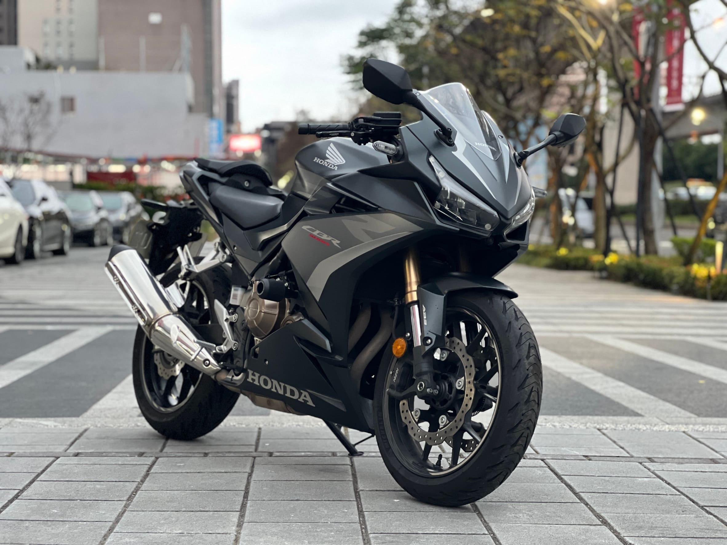 HONDA CBR500R - 中古/二手車出售中 2023年 HONDA CBR500R/0元交車/分期貸款/車換車/線上賞車/到府交車 | 翊帆國際重車