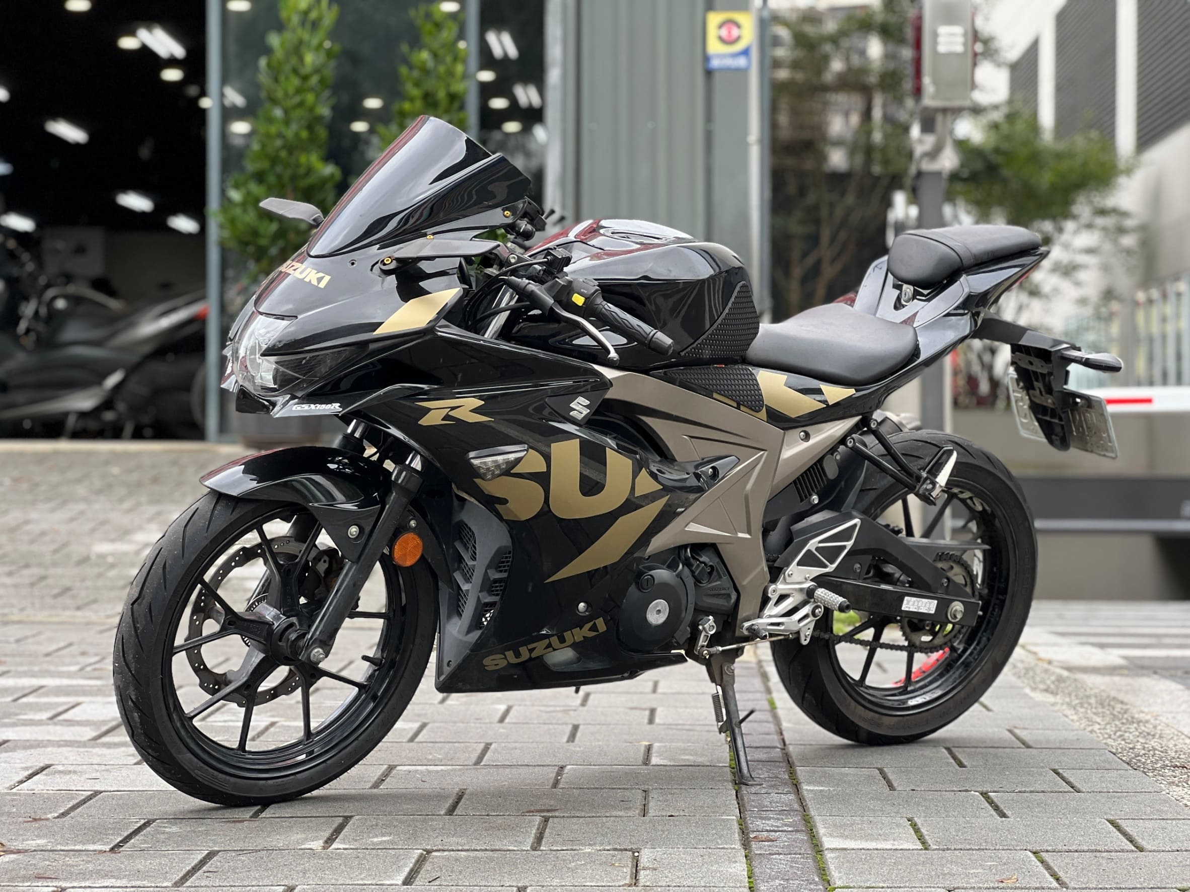 SUZUKI GSX-R150 - 中古/二手車出售中 2017年 SUZUKI GSX-R150/0元交車/分期貸款/車換車/線上賞車/到府交車 | 翊帆國際重車