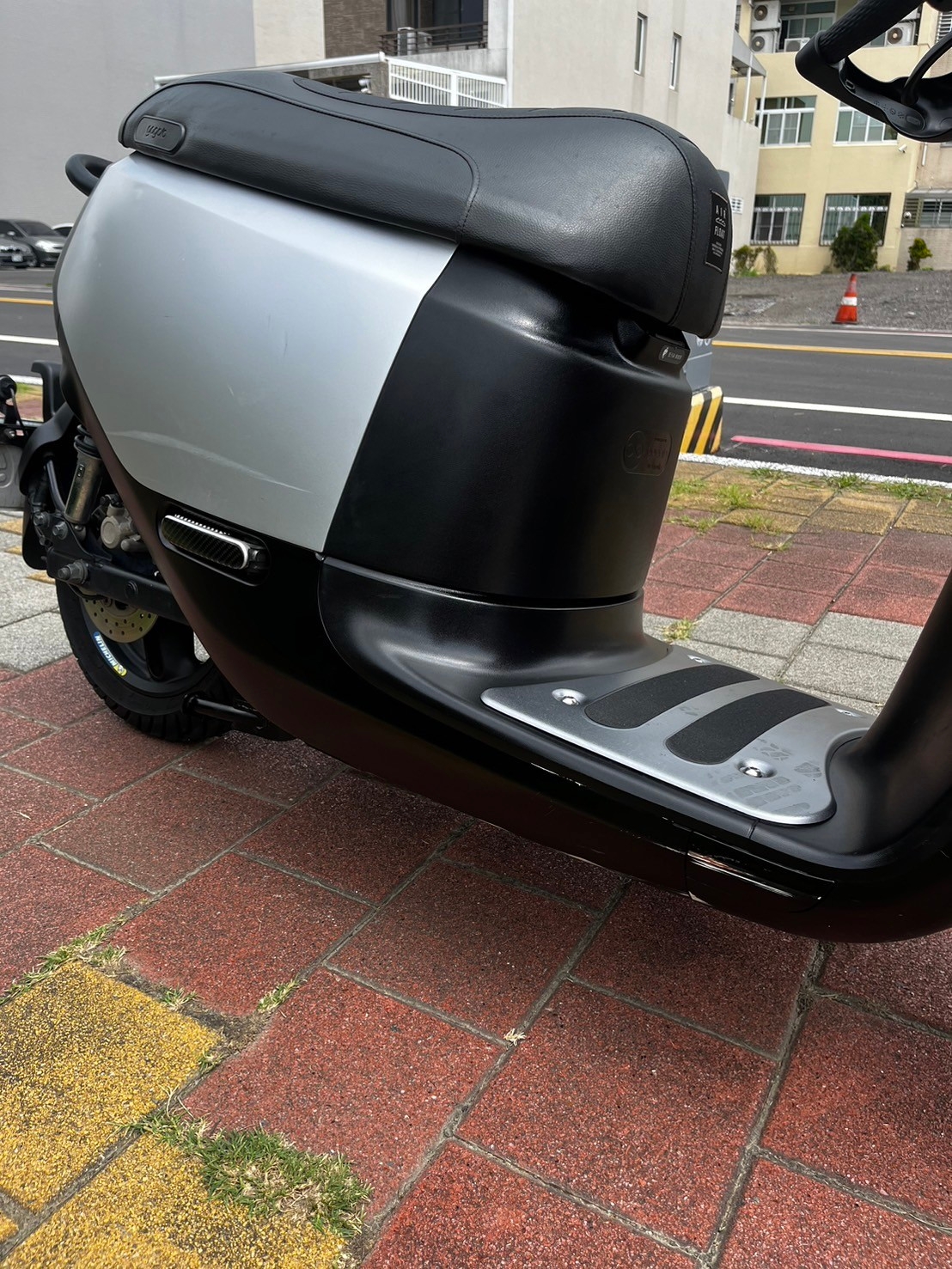 Gogoro Gogoro 2 Rumbler - 中古/二手車出售中 2020 GOGORO 2 RUMBLER #2560 | 貳輪嶼中古機車專賣-台南店