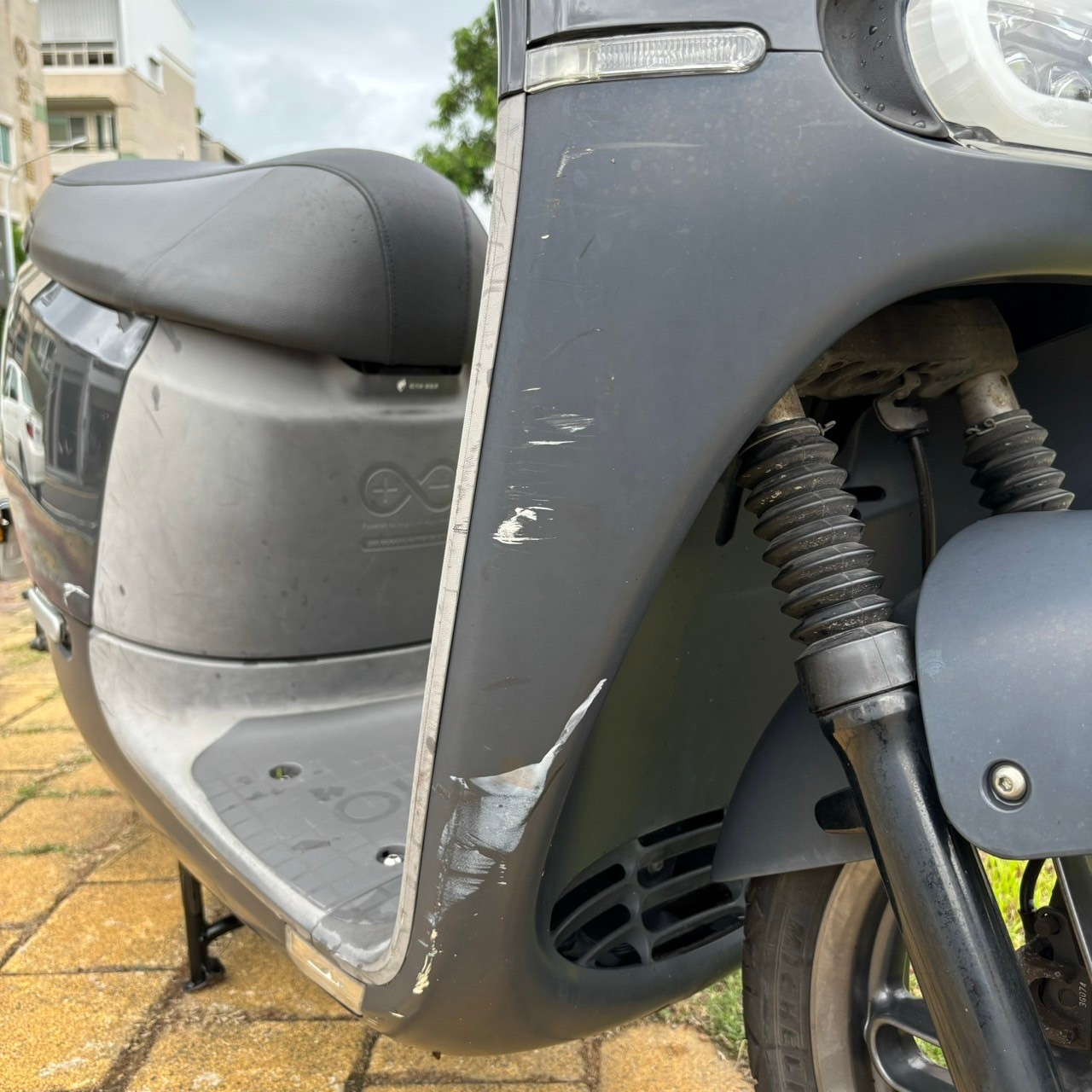 Gogoro Gogoro 2 Plus - 中古/二手車出售中 2019 GOGORO 2 PLUS #2698 現況販售 | 貳輪嶼中古機車專賣-台南店