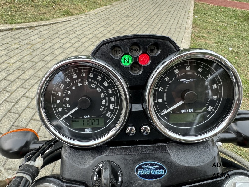 MOTO GUZZI V7 MOTO GUZZI V7 - 中古/二手車出售中 【新竹長龍車業】MOTO GUZZI V7 | 新竹長龍車業行