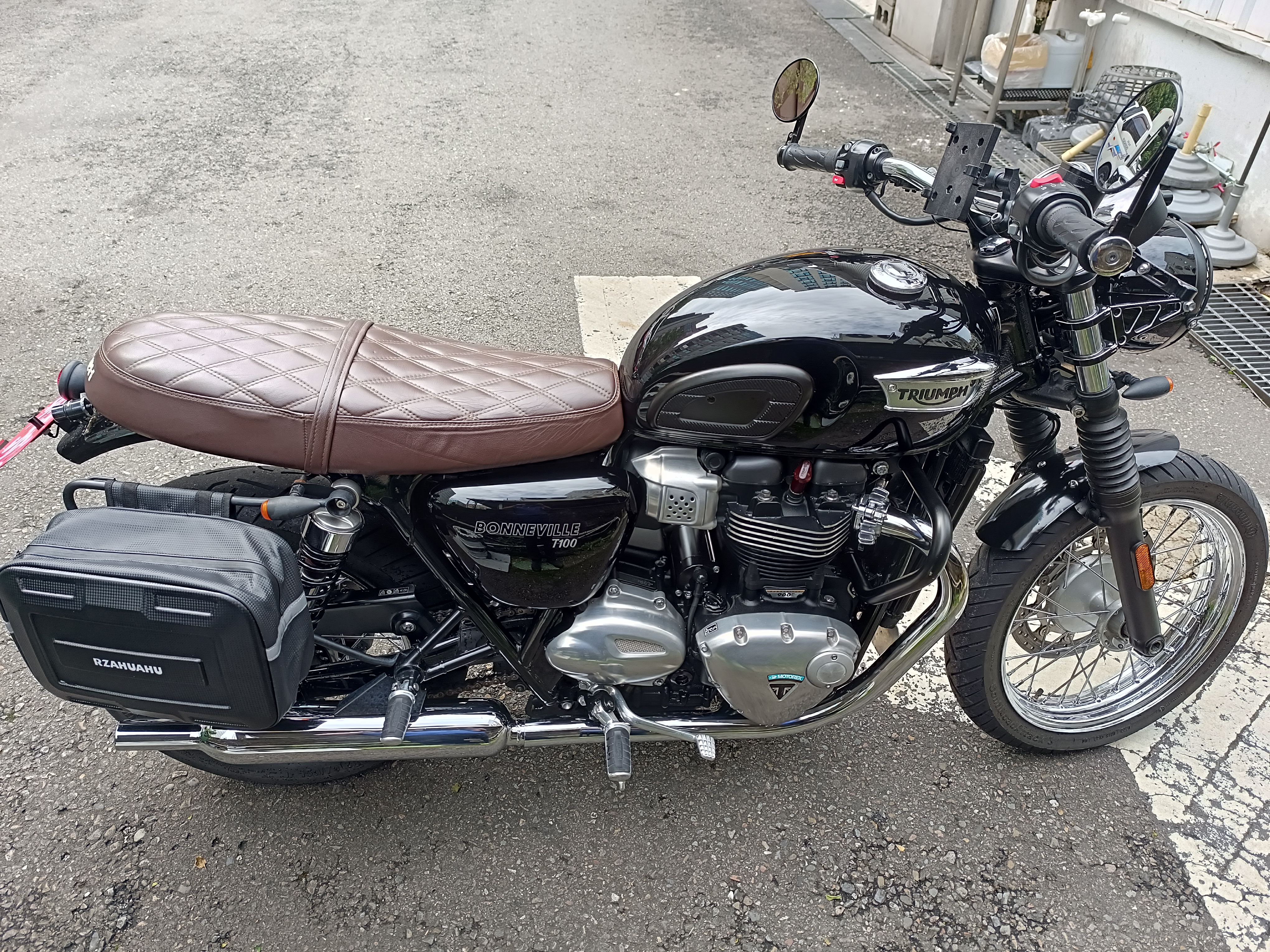 【個人自售】TRIUMPH BONNEVILLE900 - 「Webike-摩托車市」 Triumph Bonneville T100