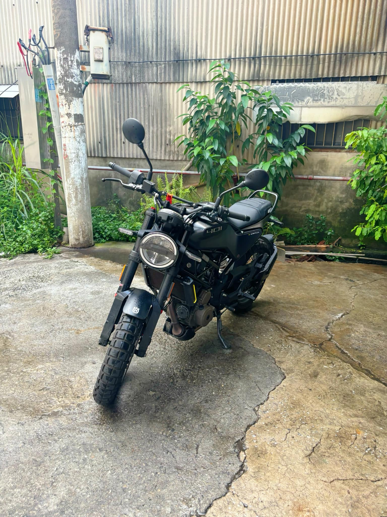 HUSQVARNA SVARTPILEN 401 - 中古/二手車出售中 HUSQVARNA SVARTPILEN 黑箭401 | 個人自售