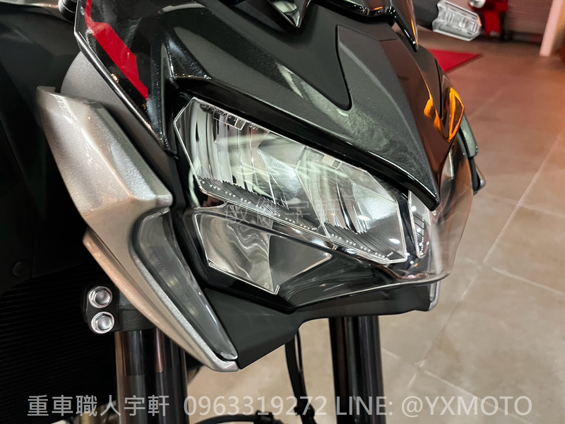 KAWASAKI Z900新車出售中 【敏傑宇軒】2023 KAWASAKI Z900 紅骨亮灰 總代理公司車 | 重車銷售職人-宇軒 (敏傑)