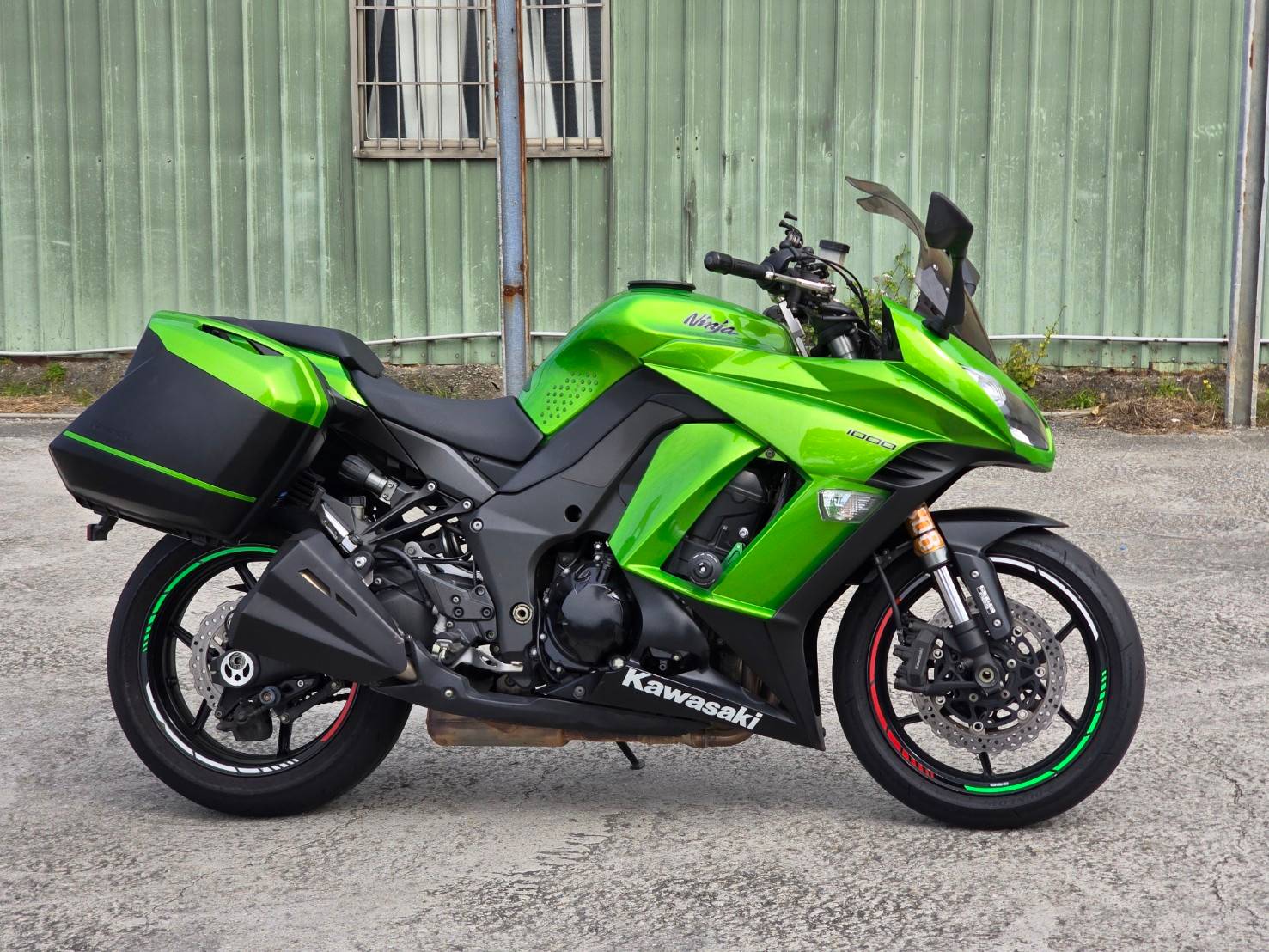 KAWASAKI NINJA1000 - 中古/二手車出售中 [出售] 2014年 KAWASAKI Z1000SX KTRC ABS 滑離 | 老爹重機