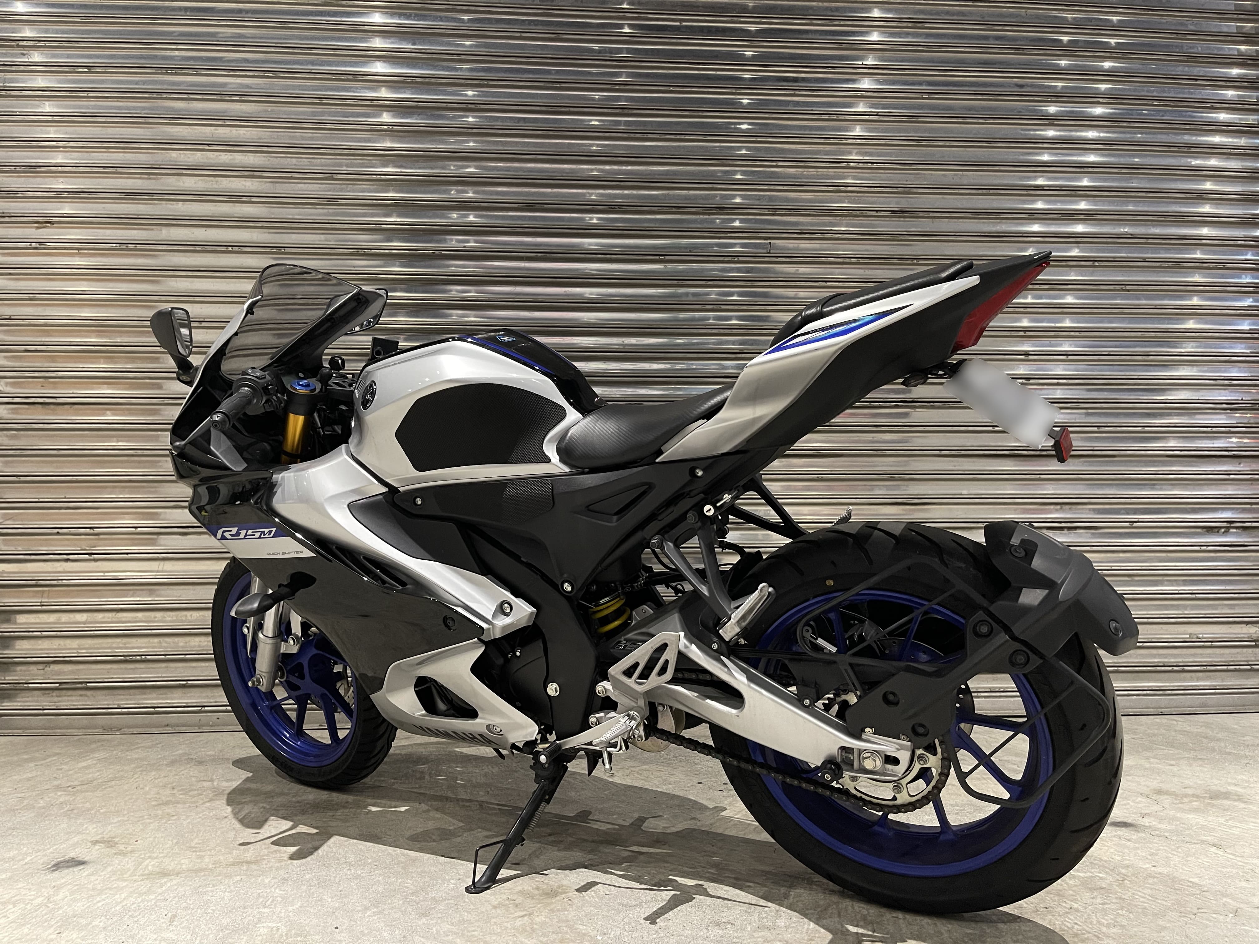 YAMAHA YZF-R15 - 中古/二手車出售中 2022年 YAMAHA YZF-R15M/0元交車/分期貸款/車換車/線上賞車/到府交車 | 翊帆重車-Queena