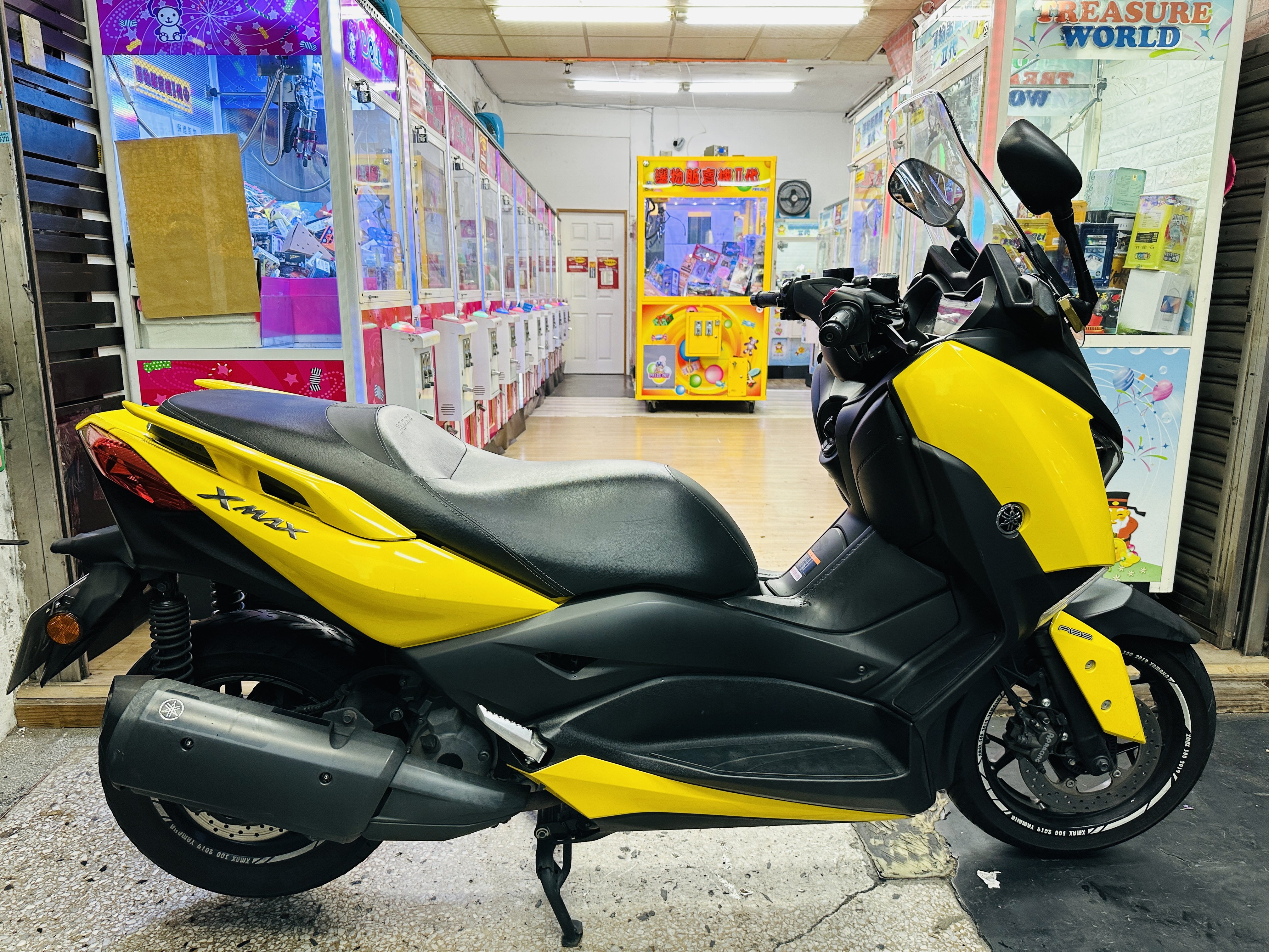 YAMAHA X-MAX 300 - 中古/二手車出售中 YAMAHA XMAX300 2018 才跑1萬1公里 黃色 | 輪泰車業