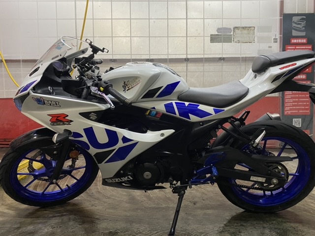 【個人自售】SUZUKI GSX-R150 - 「Webike-摩托車市」 Gsx-r150白藍小阿魯