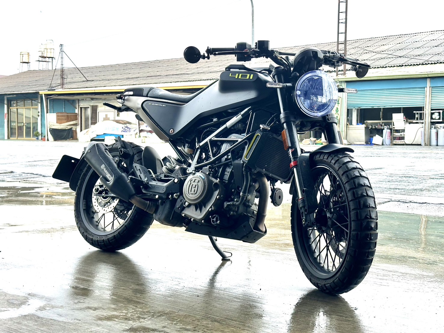 【YSP 建興車業】HUSQVARNA SVARTPILEN 401 - 「Webike-摩托車市」 黑箭401（近全新）