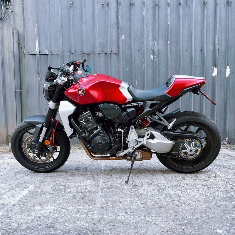 HONDA CB1000R (2018-) - 中古/二手車出售中 CB1000R HONDA 2018 紅牌街車 | 飛翔國際