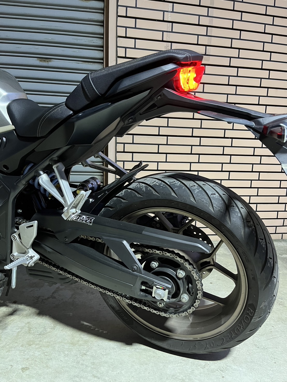 HONDA CB650R - 中古/二手車出售中 HONDA CB650R 台本公司車 四缸街車 | 個人自售