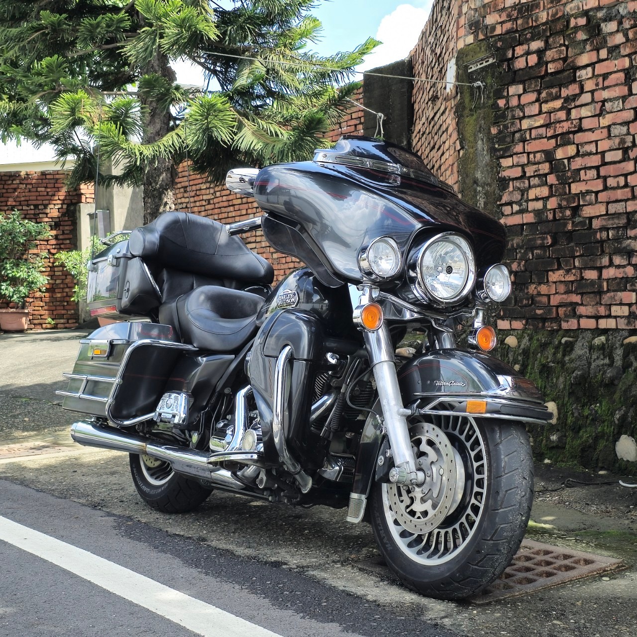 【飛翔國際】HARLEY-DAVIDSON FLHTCU3 CVO [Factory Custom · Ultra Classic Electra Glide] - 「Webike-摩托車市」 【售】2009 Harley-davidson FLHTCU 牛頭 太古車 終極旅行車型 有三箱