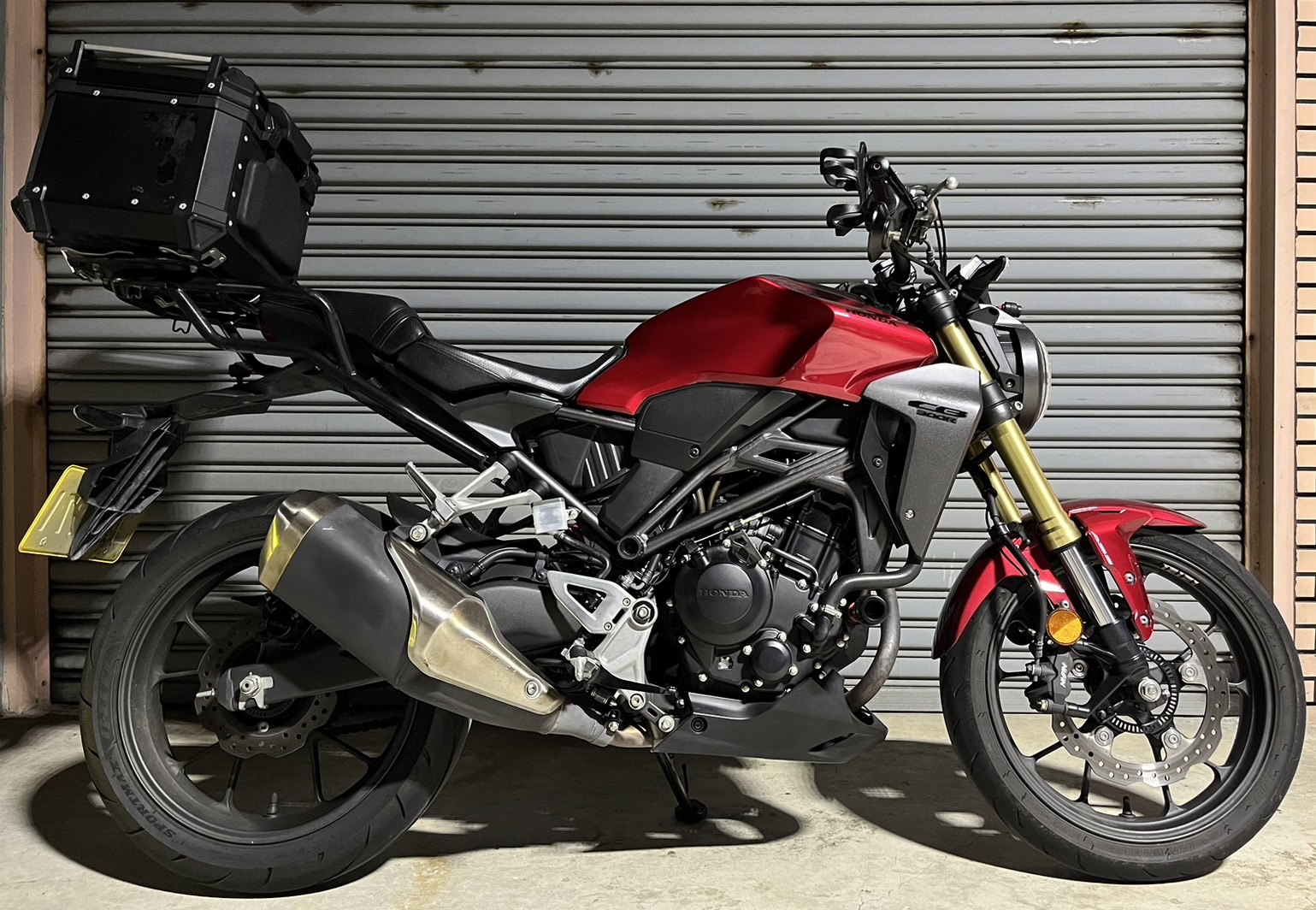 HONDA CB300R - 中古/二手車出售中 22款 台本CB300R 無傷痕無漏油 車漆也很美 | 個人自售