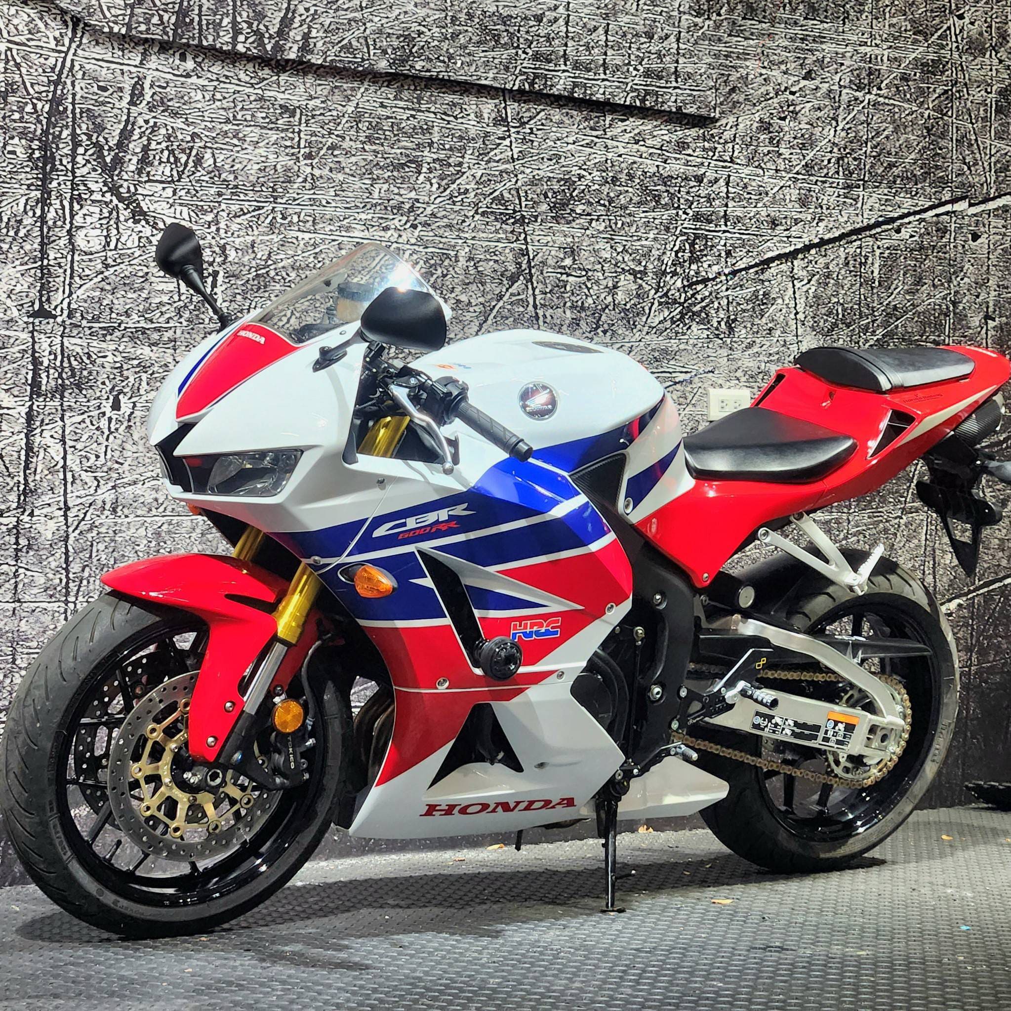 HONDA CBR600RR - 中古/二手車出售中 2014年 HONDA CBR600RR/0元交車/分期貸款/車換車/線上賞車/到府交車 | 翊帆國際重車