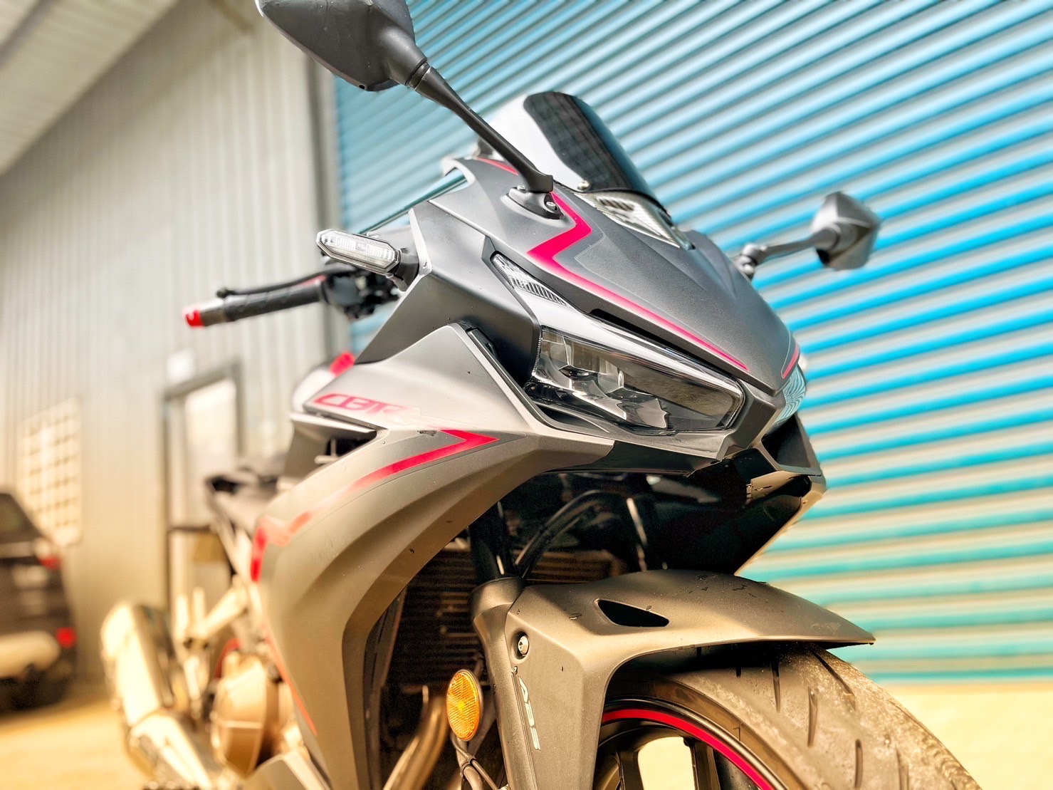 HONDA CBR500R - 中古/二手車出售中 黑色系 基本改裝 小資族二手重機買賣 | 小資族二手重機買賣