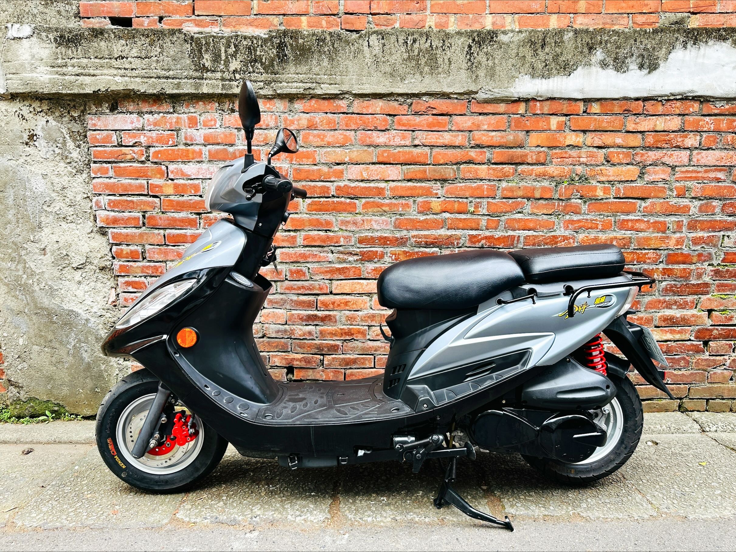 光陽 超級金牌 150 - 中古/二手車出售中 KYMCO 光陽 超級金牌150 2020 加長踏板 賺錢載貨小幫手 | 輪泰車業