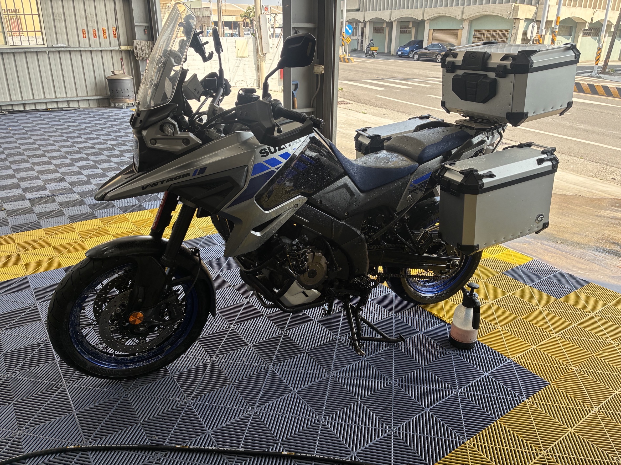 SUZUKI DL1000 V-STROM - 中古/二手車出售中 出售DL1000 | 個人自售 - 「Webike-摩托車市」