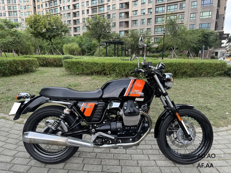 MOTO GUZZI V7 MOTO GUZZI V7 - 中古/二手車出售中 【新竹長龍車業】MOTO GUZZI V7 | 新竹長龍車業行