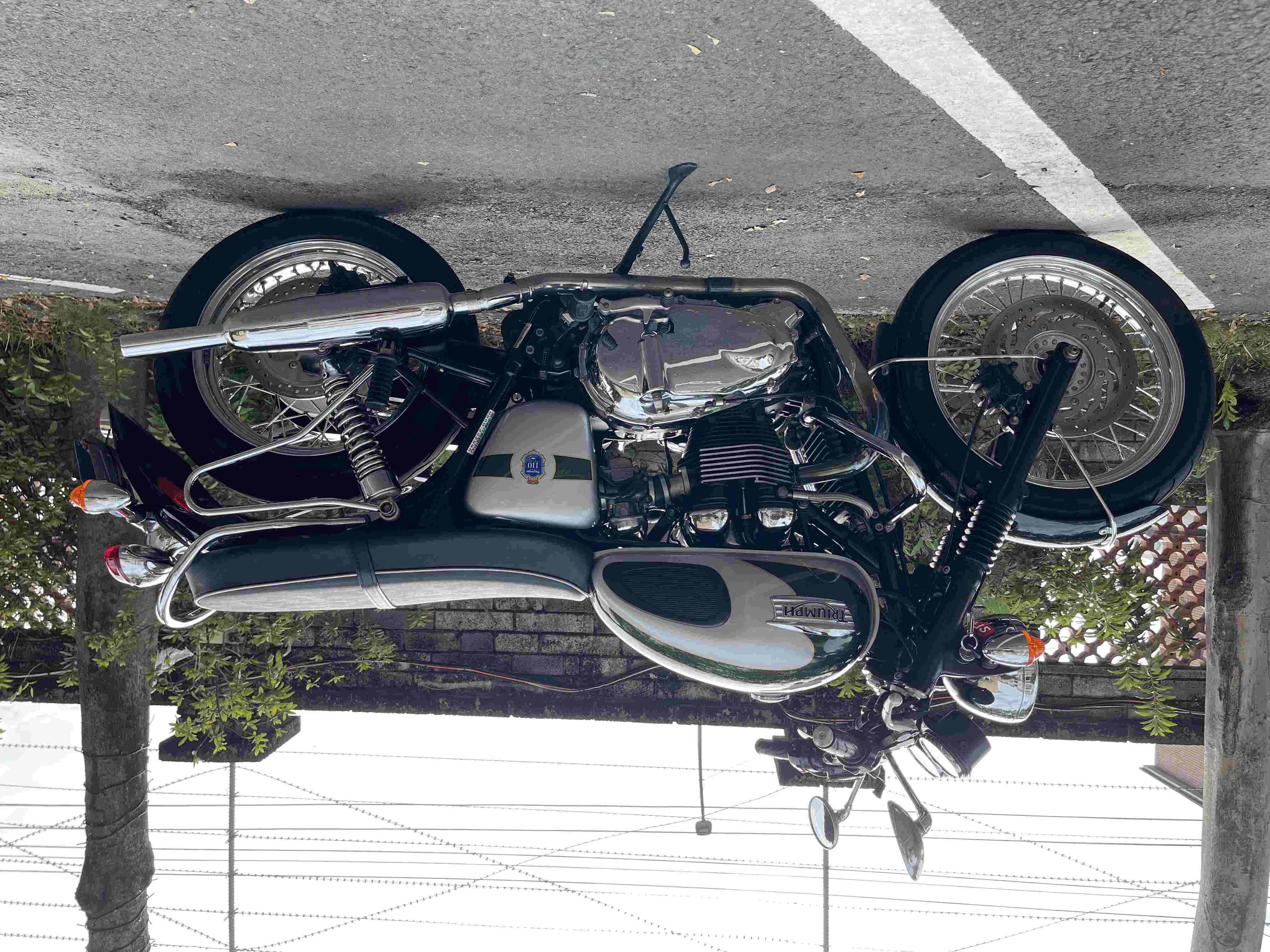 【個人自售】TRIUMPH BONNEVILLE SE [BONNEVILLE SE] - 「Webike-摩托車市」 Triumph 12年T00  