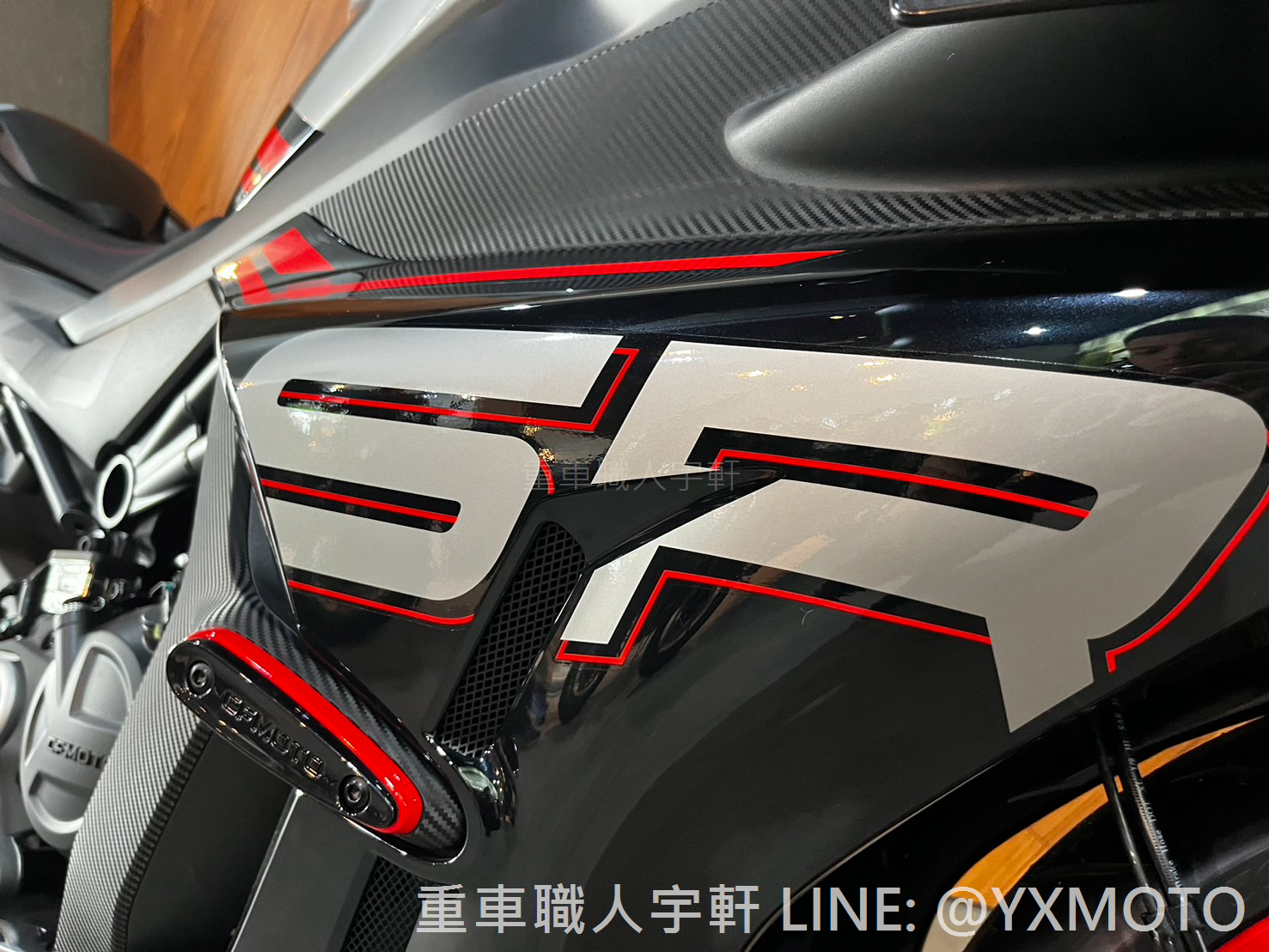 CFMOTO 450SR S新車出售中 【重車職人宇軒】CFMOTO 450 SRS 黑銀紅線 春風 總代理公司車 零利率實施中 | 重車銷售職人-宇軒 (敏傑)