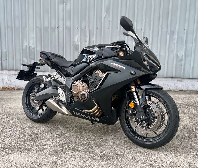 HONDA CBR650R - 中古/二手車出售中 2021年 台本車 CBR650R 黑色系 無摔 無事故 | 阿宏大型重機買賣