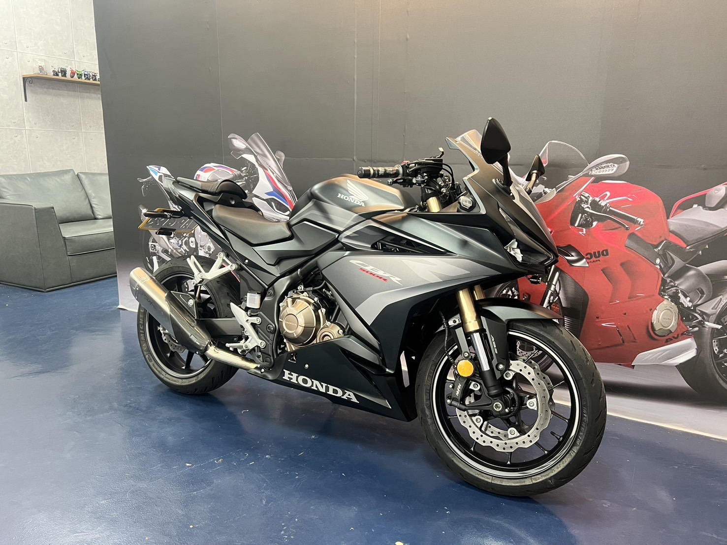 【哈斯重機】HONDA CBR500R - 「Webike-摩托車市」 2023 Honda CBR500R 台本車