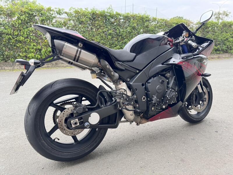 YAMAHA YZF-R1 - 中古/二手車出售中 YAMAHA YZF-R1 2014年 引擎健康 外觀很新 | 個人自售