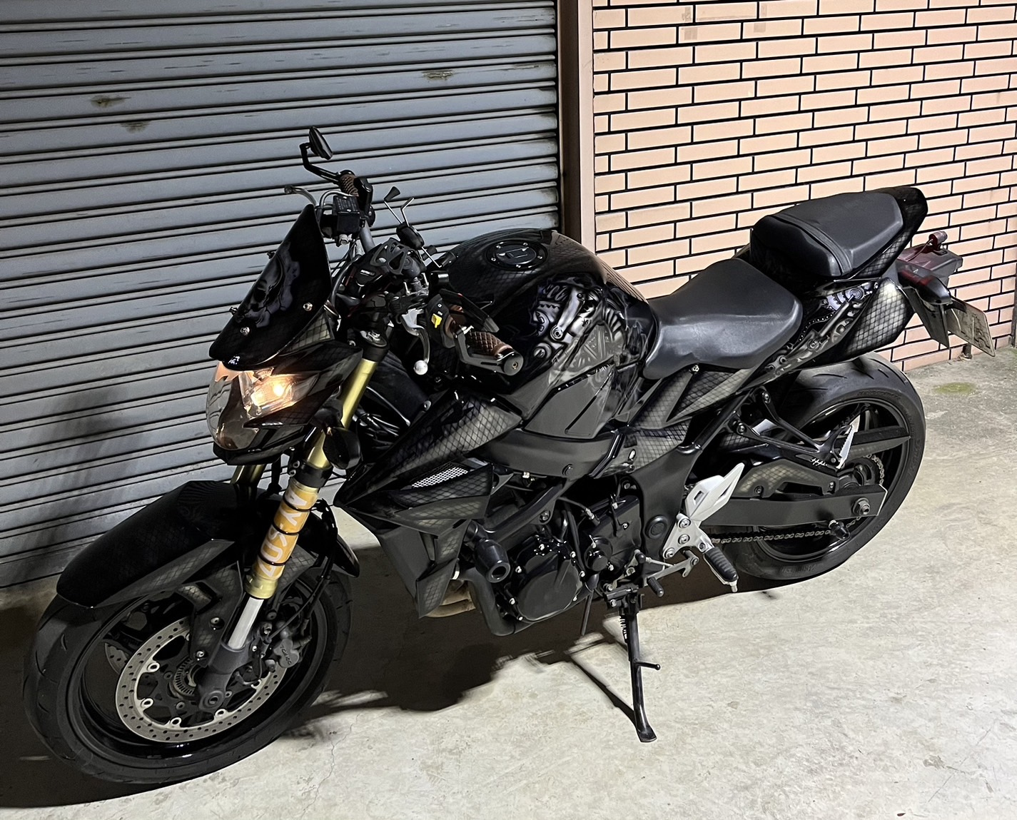 【個人自售】SUZUKI GSR750 - 「Webike-摩托車市」 SUZUKI GSR750 鈴木暴力街車 跟S750一樣破百匹馬力輸出