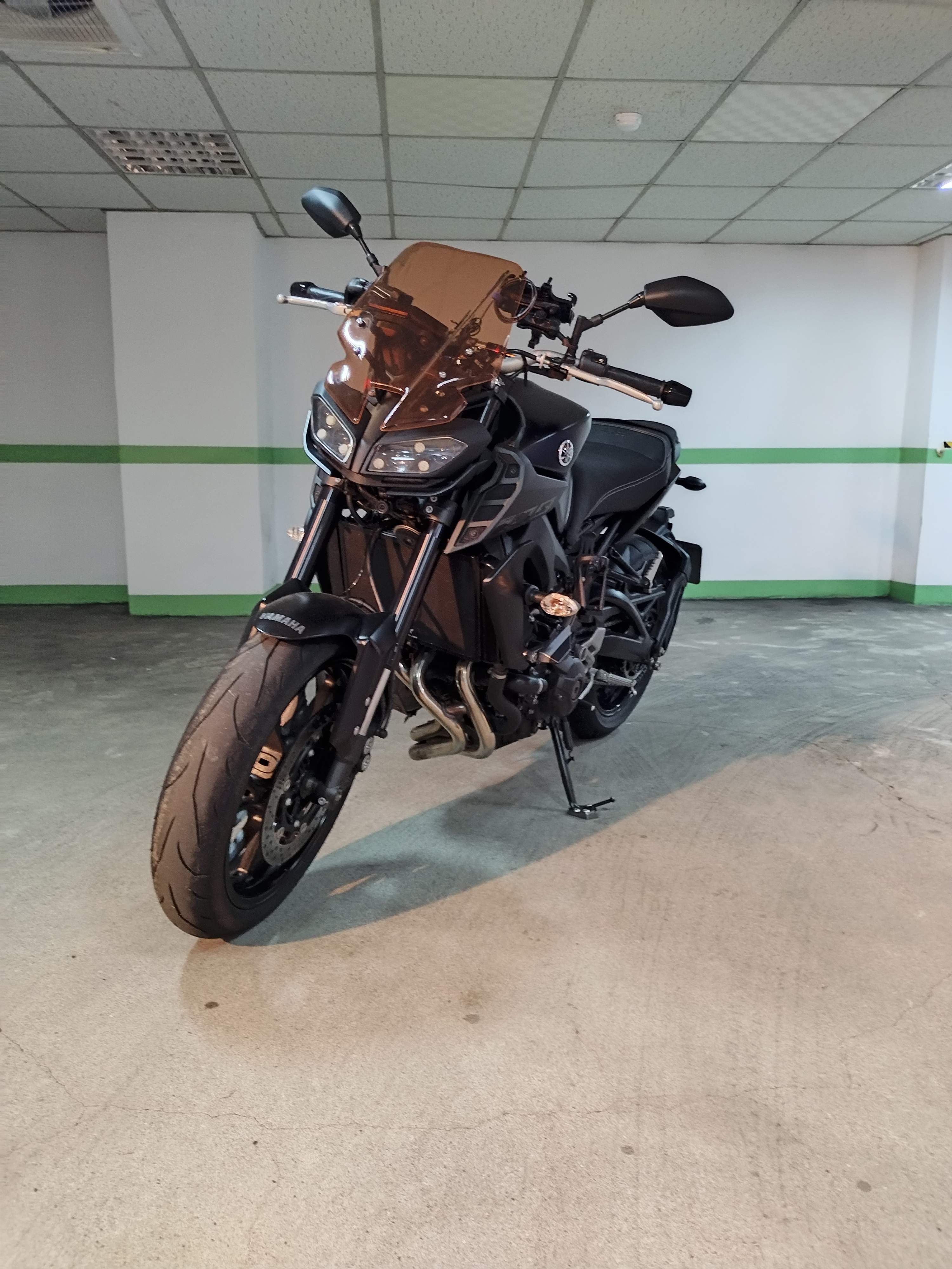 YAMAHA MT-09 - 中古/二手車出售中 2017 YAMAHA  MT-09 (二代) 瓦力頭 山葉公司車 | 個人自售