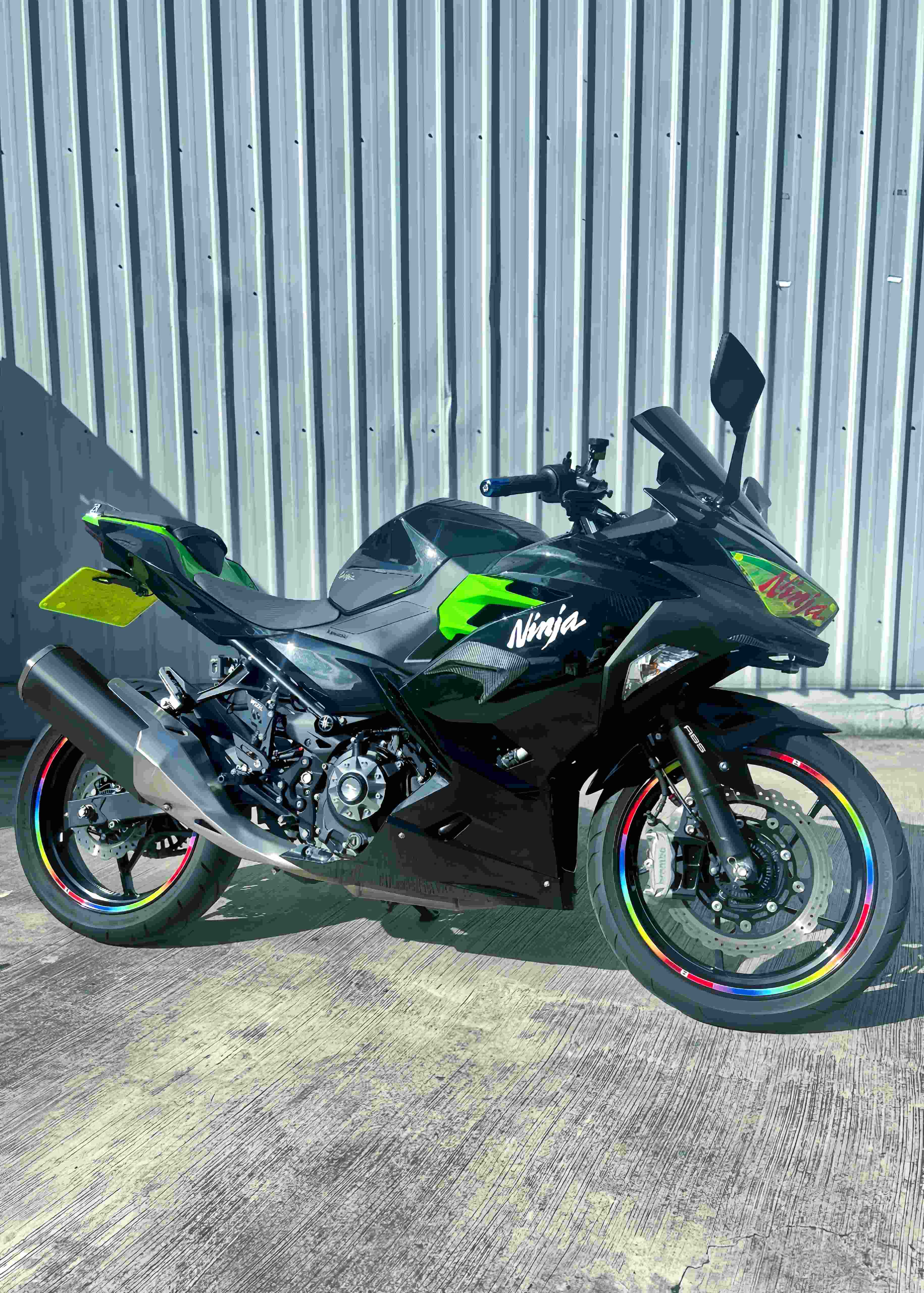 KAWASAKI NINJA400 - 中古/二手車出售中 2020年 NINJA400 YSS-GRACING 掛瓶後避震 TWN離合器總成 BREMBO卡鉗 眾多改裝 | 阿宏大型重機買賣