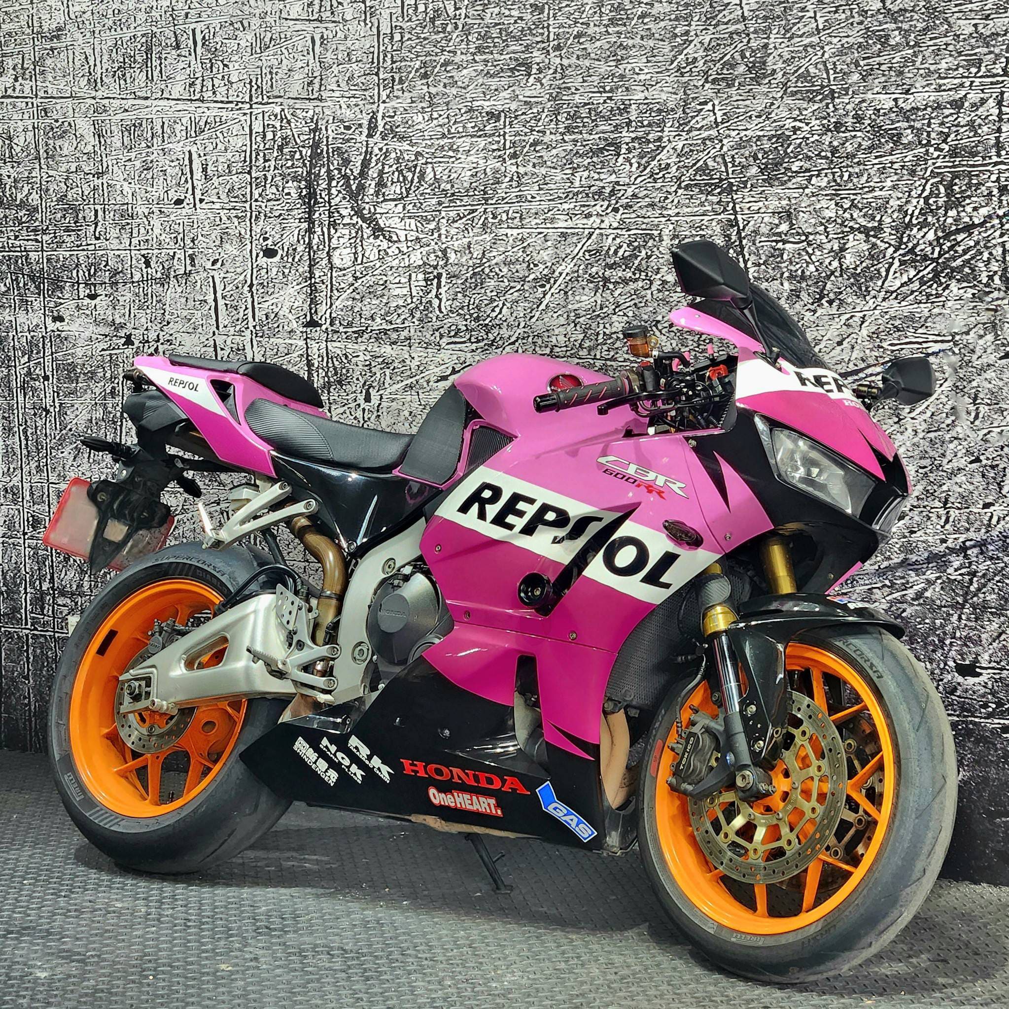 HONDA CBR600RR - 中古/二手車出售中 2013年 HONDA CBR600RR/0元交車/分期貸款/車換車/線上賞車/到府交車 | 翊帆國際重車