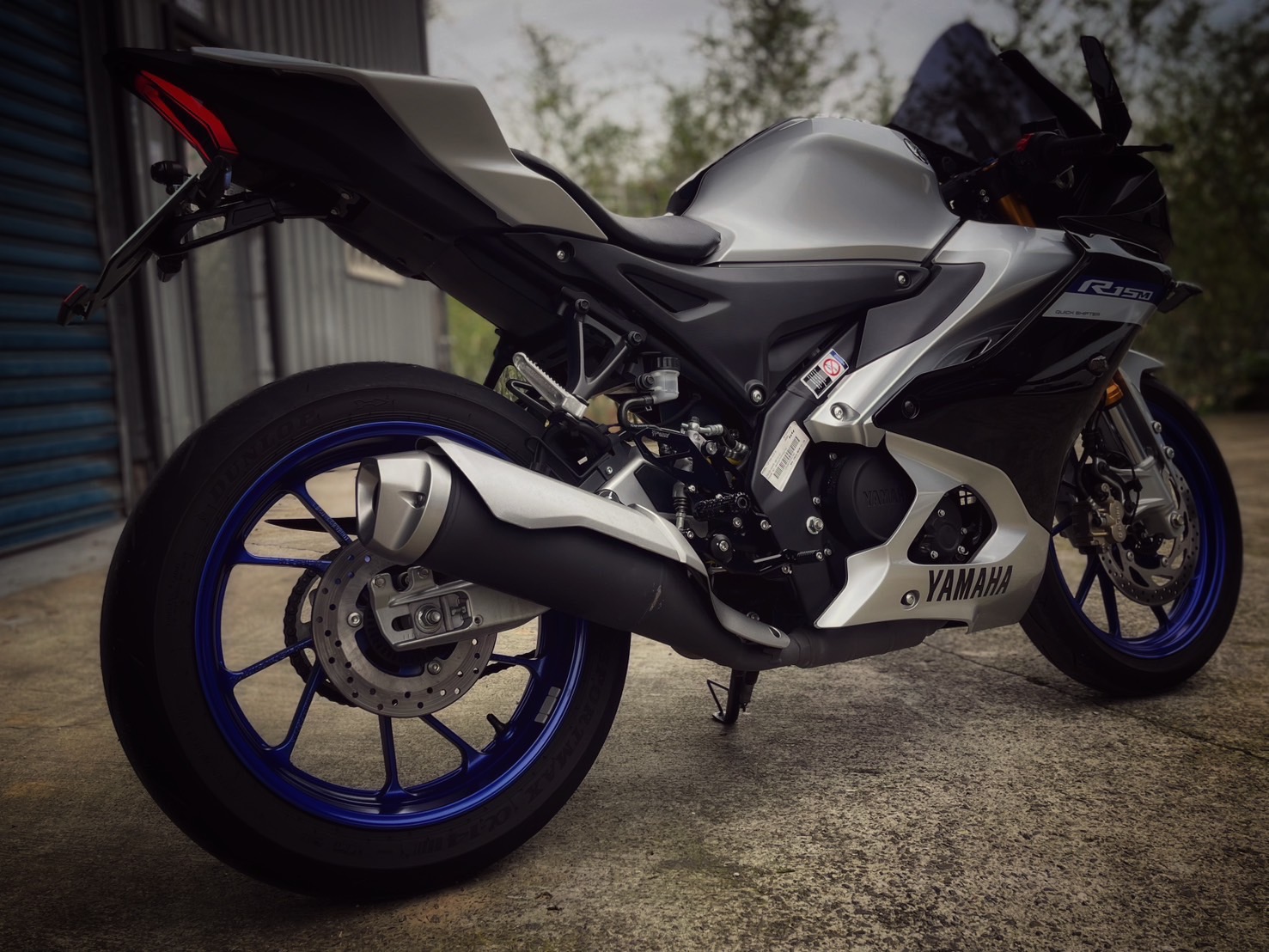 YAMAHA YZF-R15 - 中古/二手車出售中 R15M TFT儀表 視覺改裝 小資族二手重機買賣 | 小資族二手重機買賣