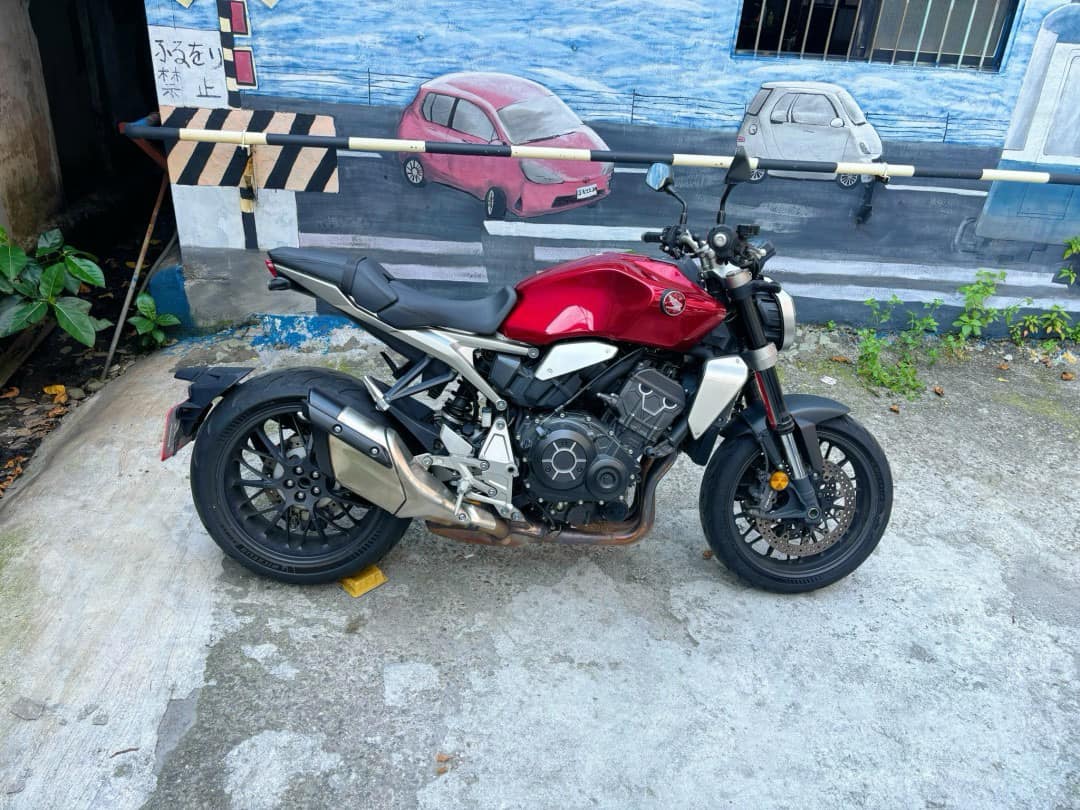 HONDA CB1000R - 中古/二手車出售中 HONDA CB1000R 台本車 TFT 彩色儀表 | 個人自售